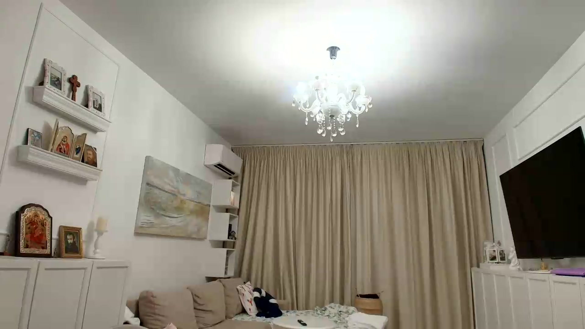 Gallery image thumbnail from Wennndyk's myfreecams stream on, 08/01/2026, 18:27 image 14 of 20