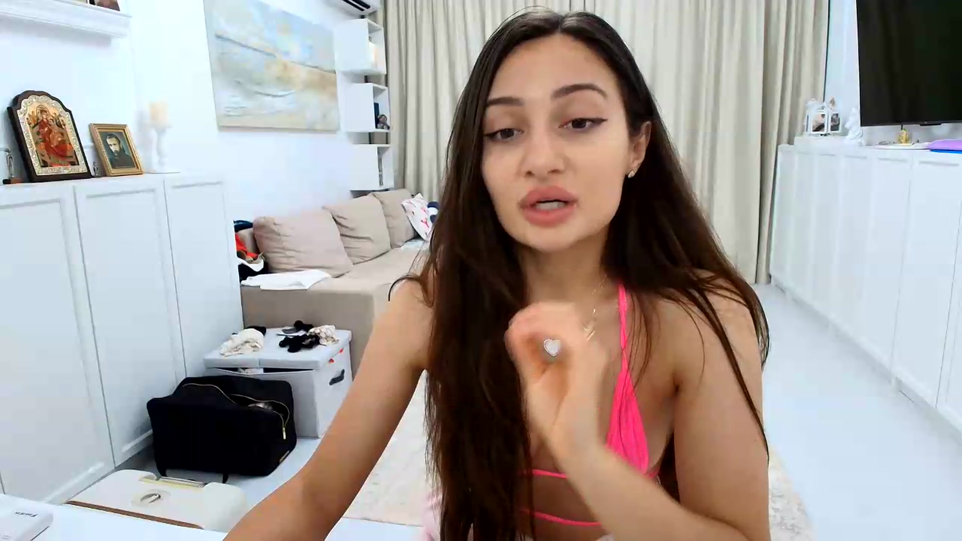 Gallery image thumbnail from Wennndyk's myfreecams stream on, 08/01/2026, 23:43 image 3 of 20