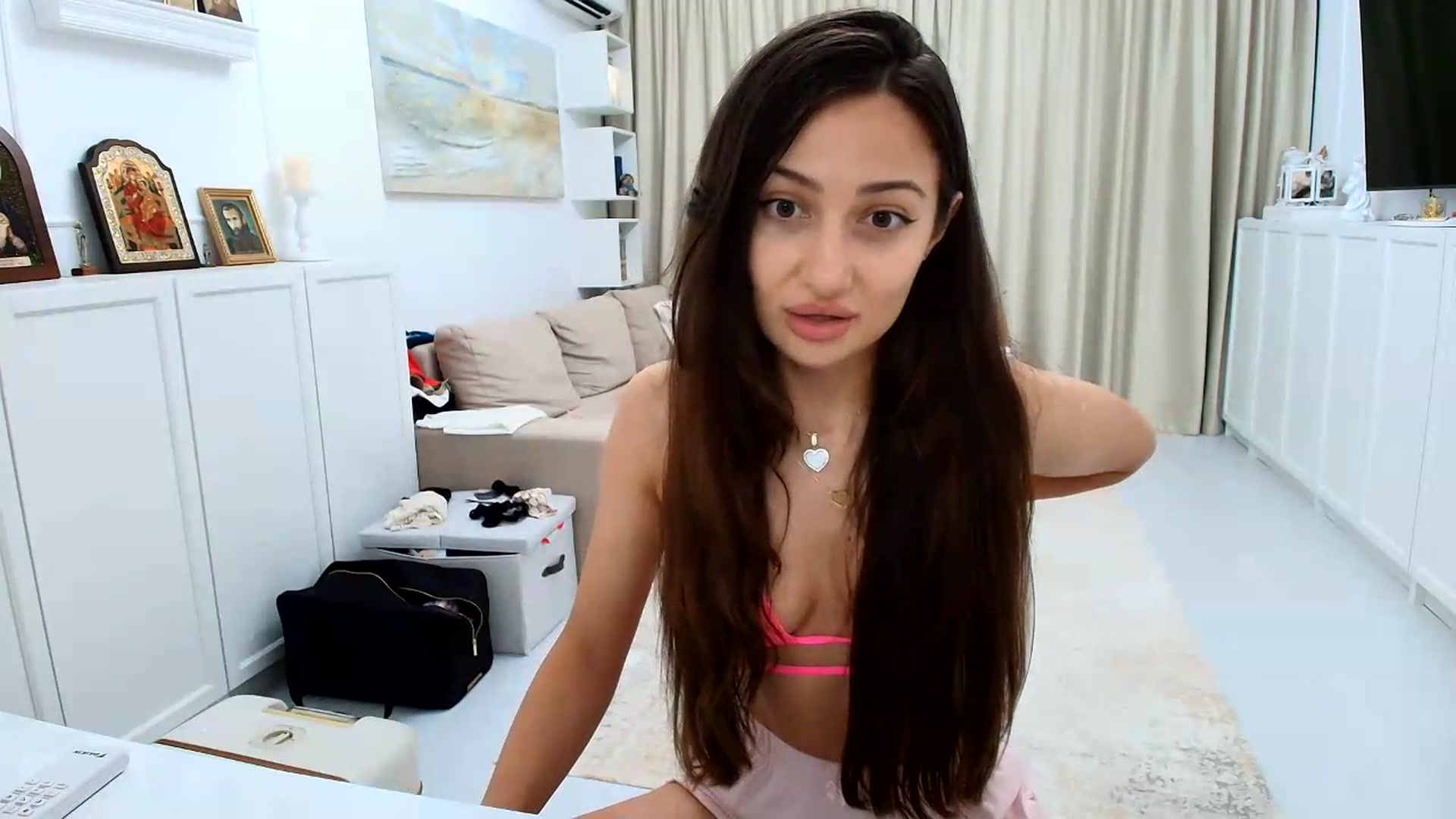 Gallery image thumbnail from Wennndyk's myfreecams stream on, 08/01/2026, 23:43 image 12 of 20