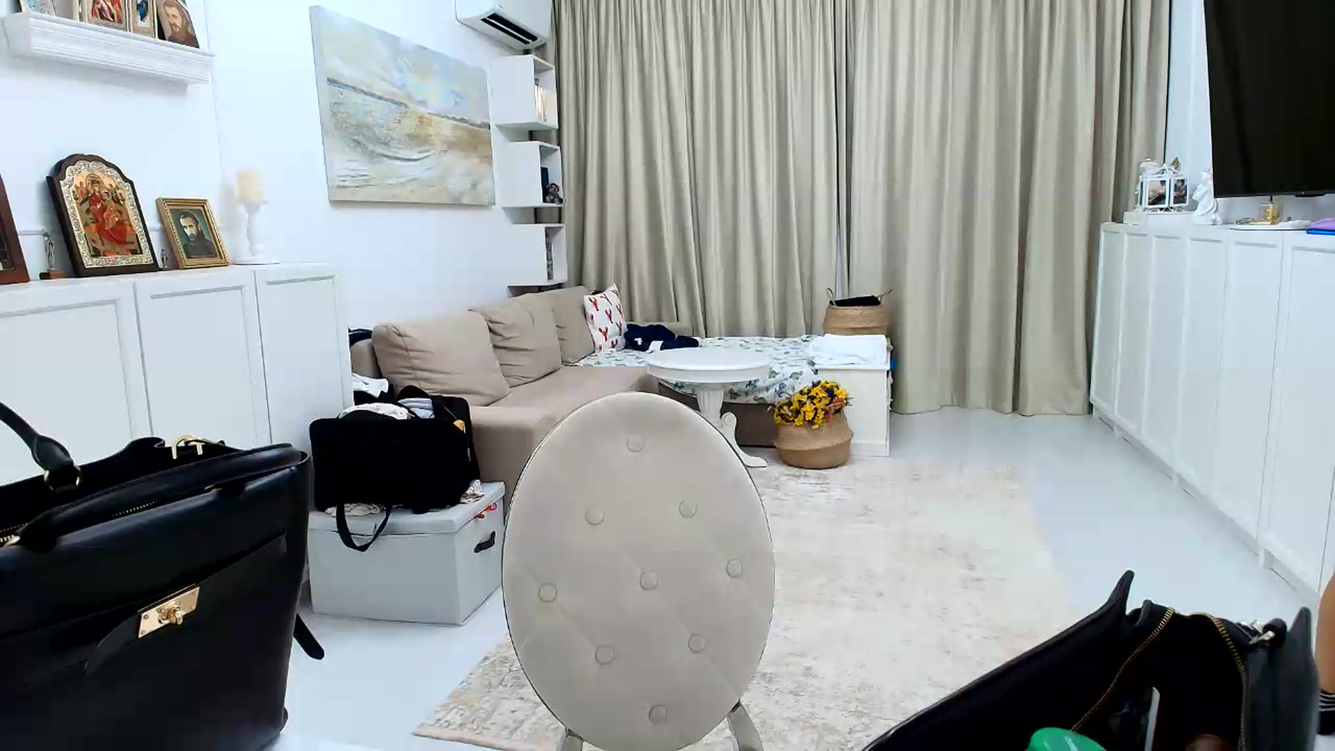 Gallery image thumbnail from Wennndyk's myfreecams stream on, 08/02/2026, 20:20 image 2 of 20