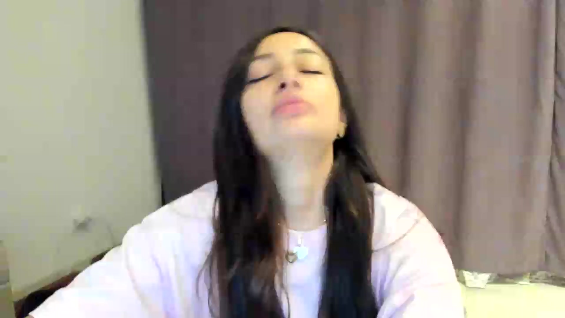 Gallery image thumbnail from Wennndyk's myfreecams stream on, 08/05/2026, 21:58 image 10 of 20