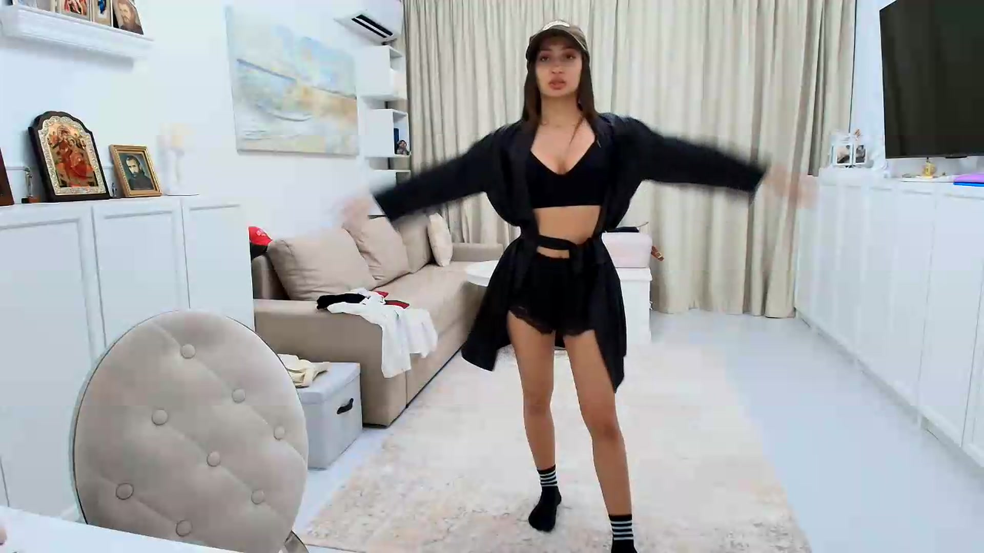 Gallery image thumbnail from Wennndyk's myfreecams stream on, 08/15/2026, 18:06 image 2 of 20