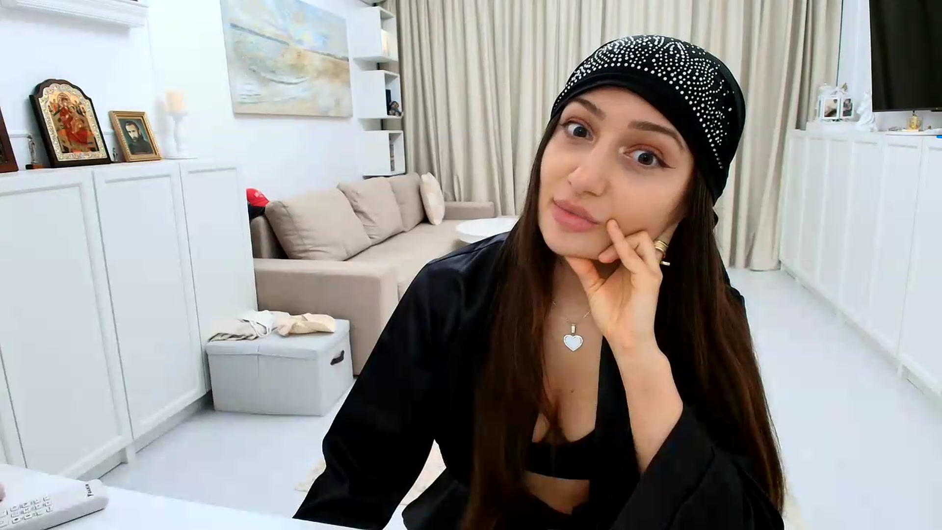Gallery image thumbnail from Wennndyk's myfreecams stream on, 08/15/2026, 22:26 image 11 of 20