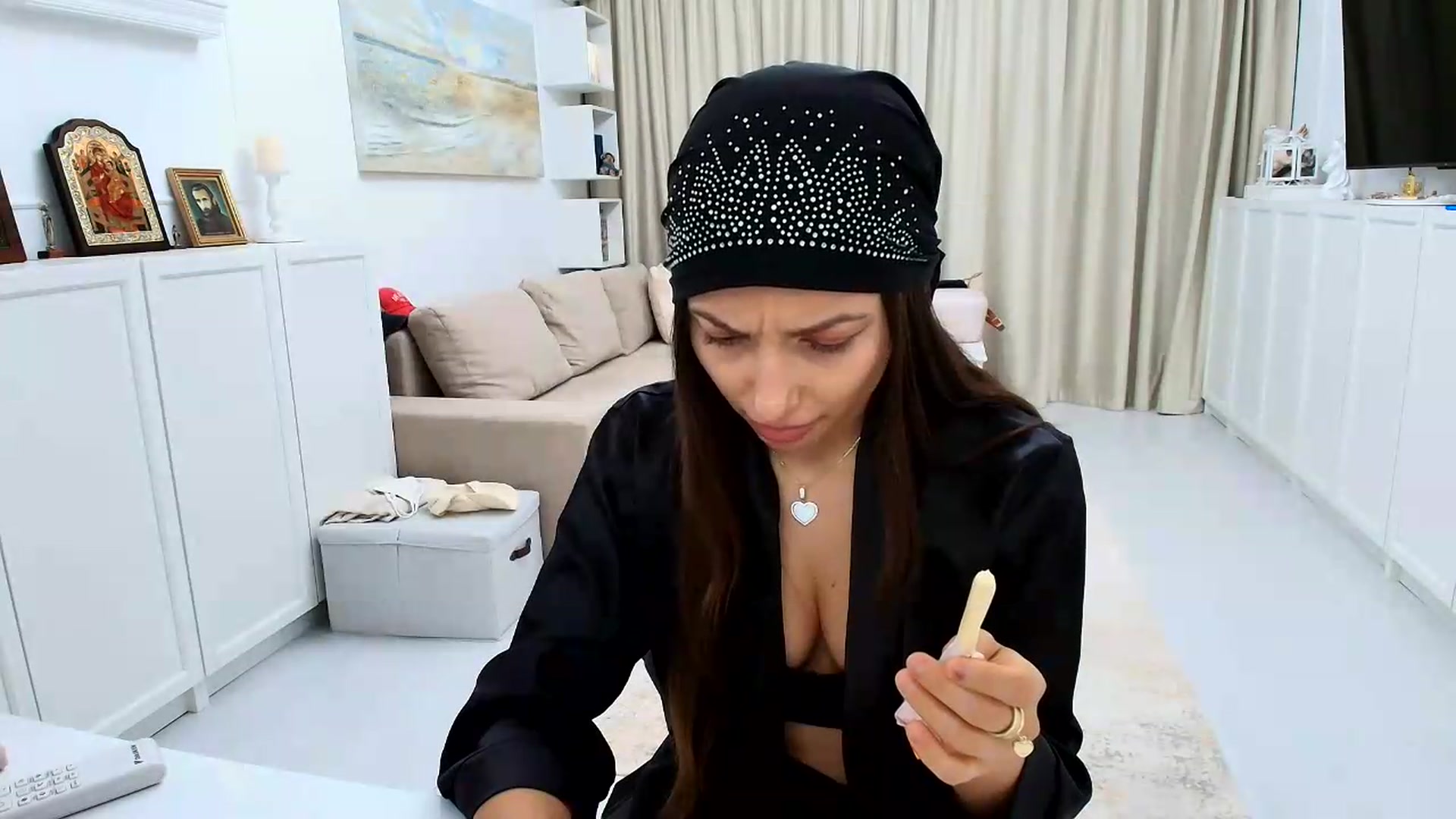Gallery image thumbnail from Wennndyk's myfreecams stream on, 08/15/2026, 22:26 image 8 of 20