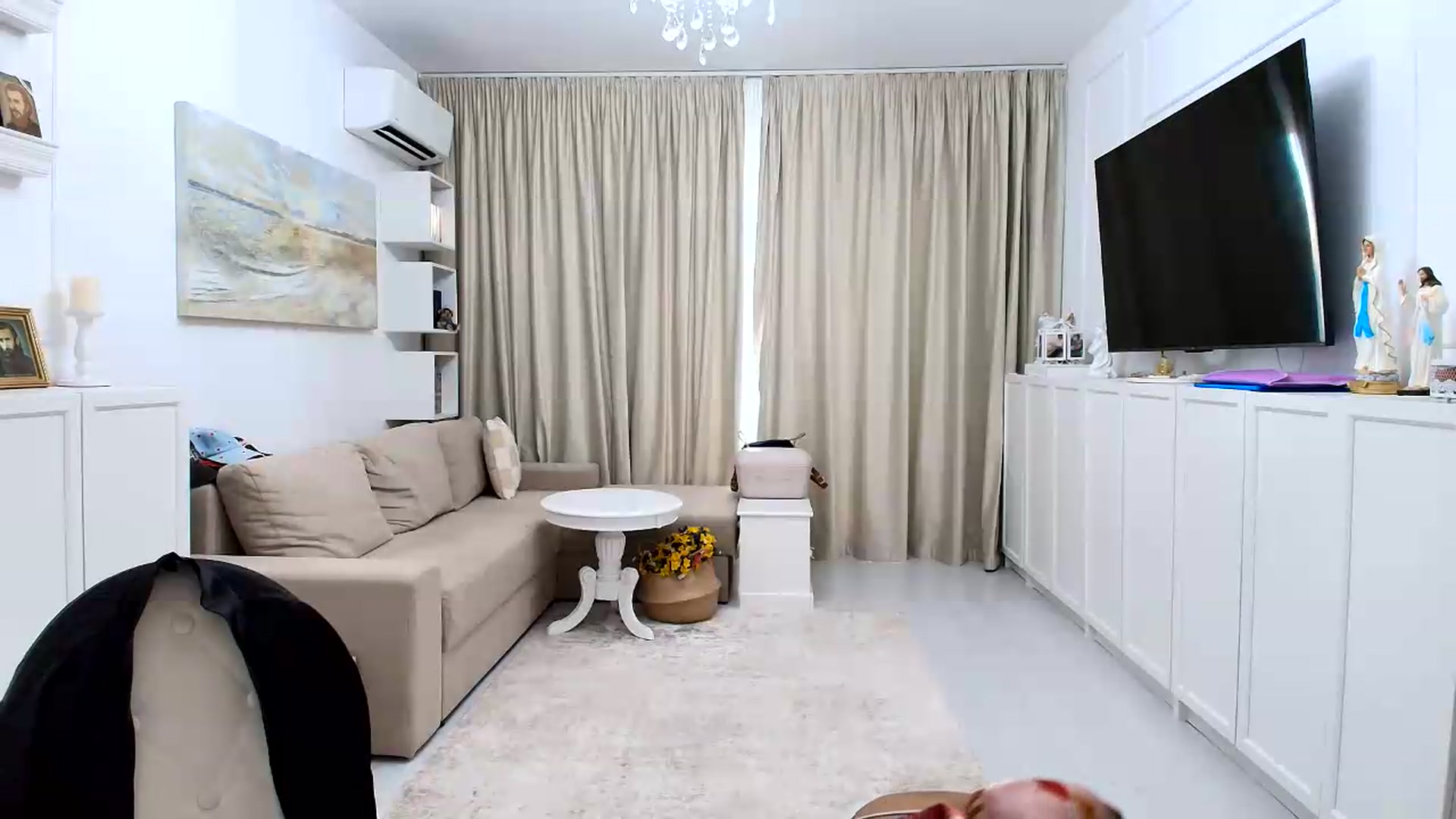 Gallery image thumbnail from Wennndyk's myfreecams stream on, 08/16/2026, 15:53 image 3 of 20