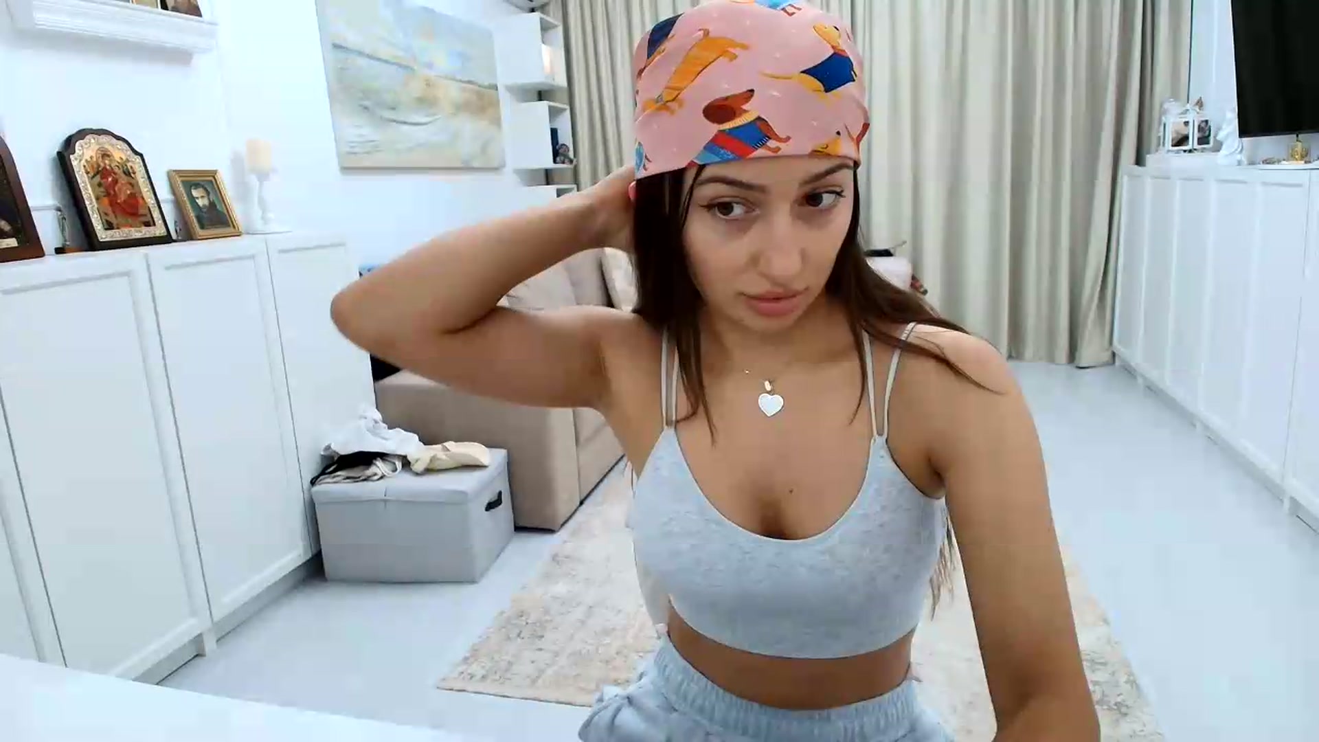 Gallery image thumbnail from Wennndyk's myfreecams stream on, 08/16/2026, 18:34 image 13 of 20