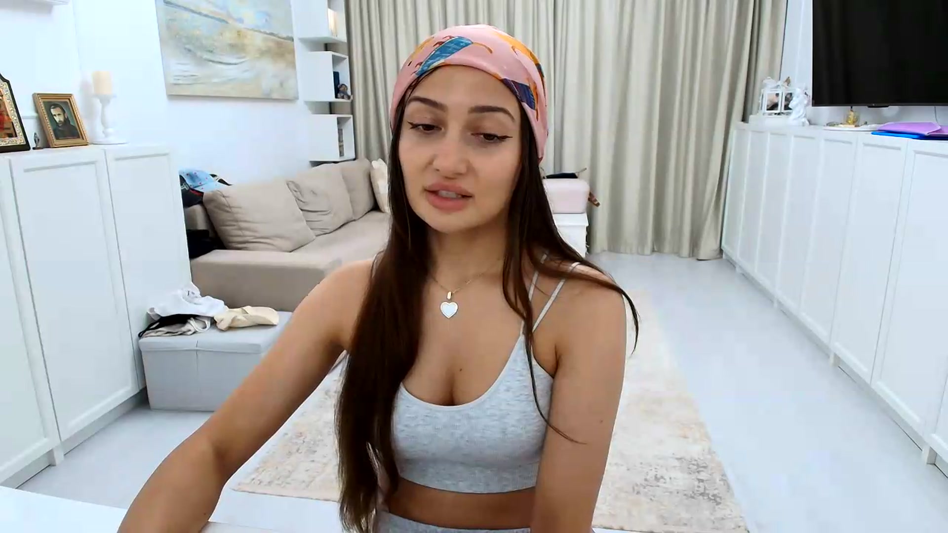 Gallery image thumbnail from Wennndyk's myfreecams stream on, 08/16/2026, 22:03 image 14 of 20