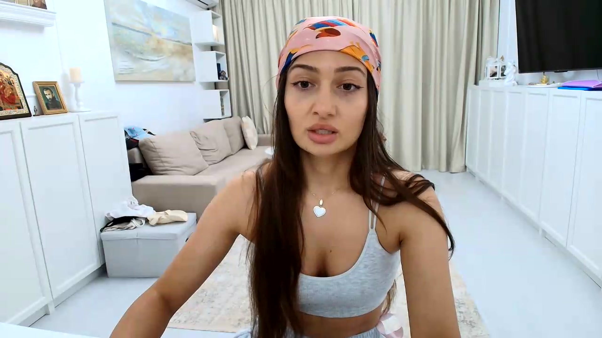 Gallery image thumbnail from Wennndyk's myfreecams stream on, 08/16/2026, 22:03 image 17 of 20