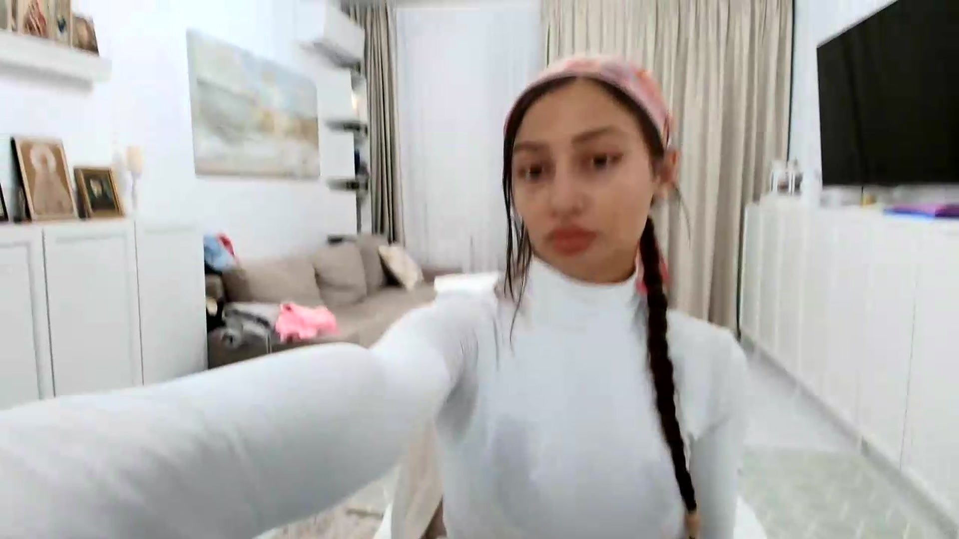Gallery image thumbnail from Wennndyk's myfreecams stream on, 08/21/2026, 23:33 image 2 of 20