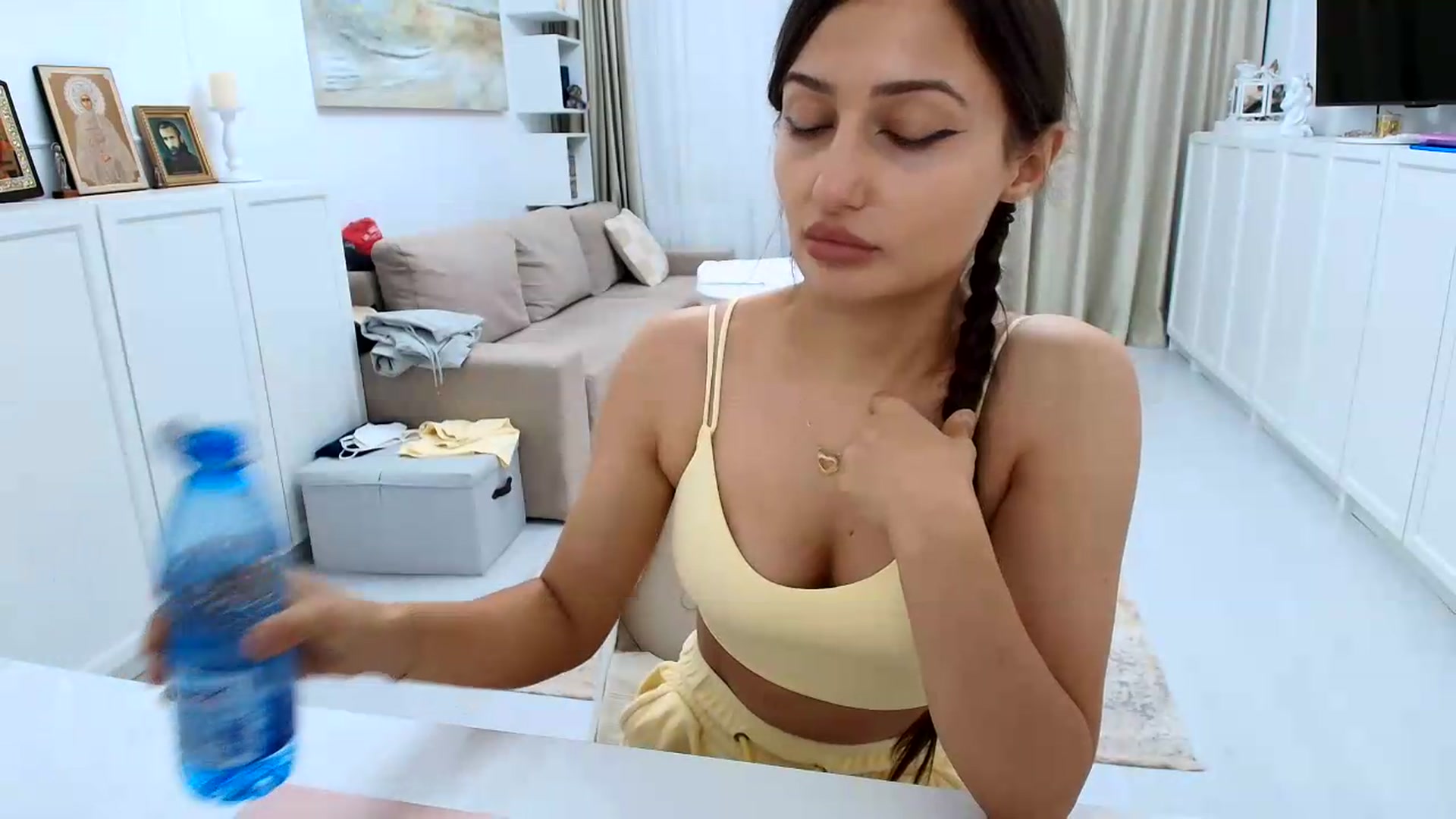 Gallery image thumbnail from Wennndyk's myfreecams stream on, 08/22/2026, 17:52 image 12 of 20