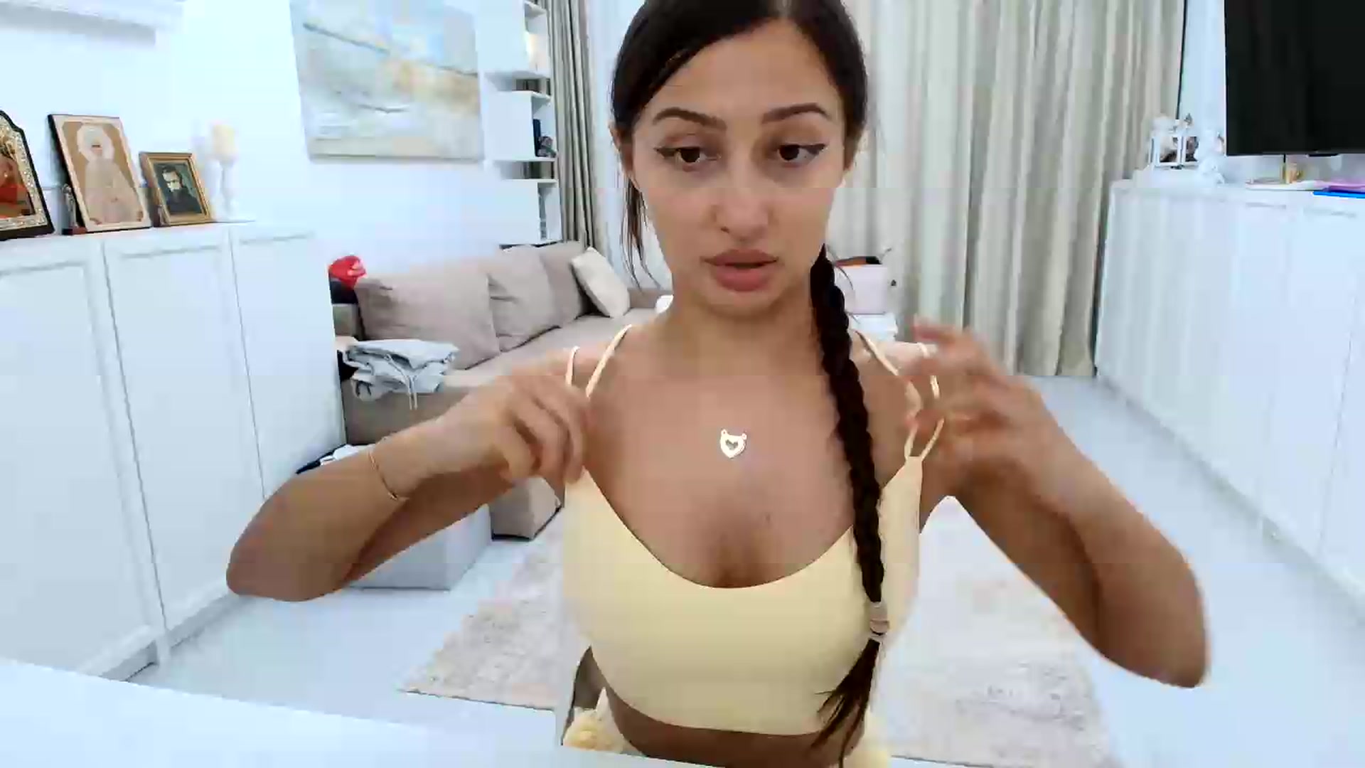 Gallery image thumbnail from Wennndyk's myfreecams stream on, 08/22/2026, 17:52 image 20 of 20