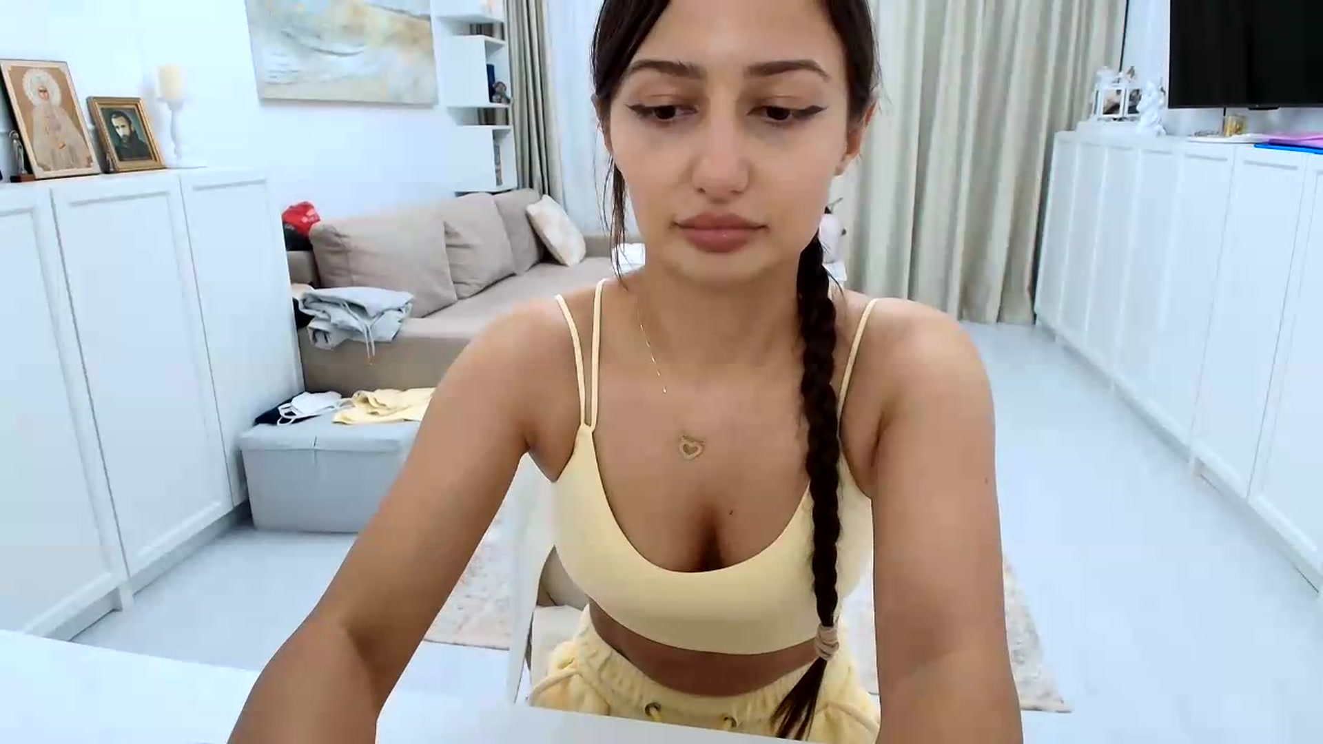 Gallery image thumbnail from Wennndyk's myfreecams stream on, 08/22/2026, 17:52 image 2 of 20