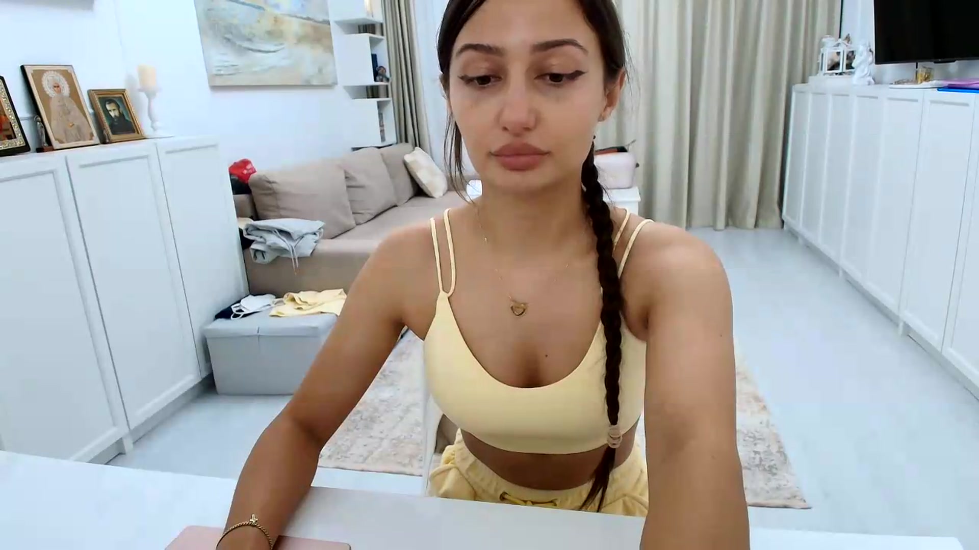 Gallery image thumbnail from Wennndyk's myfreecams stream on, 08/22/2026, 17:52 image 14 of 20