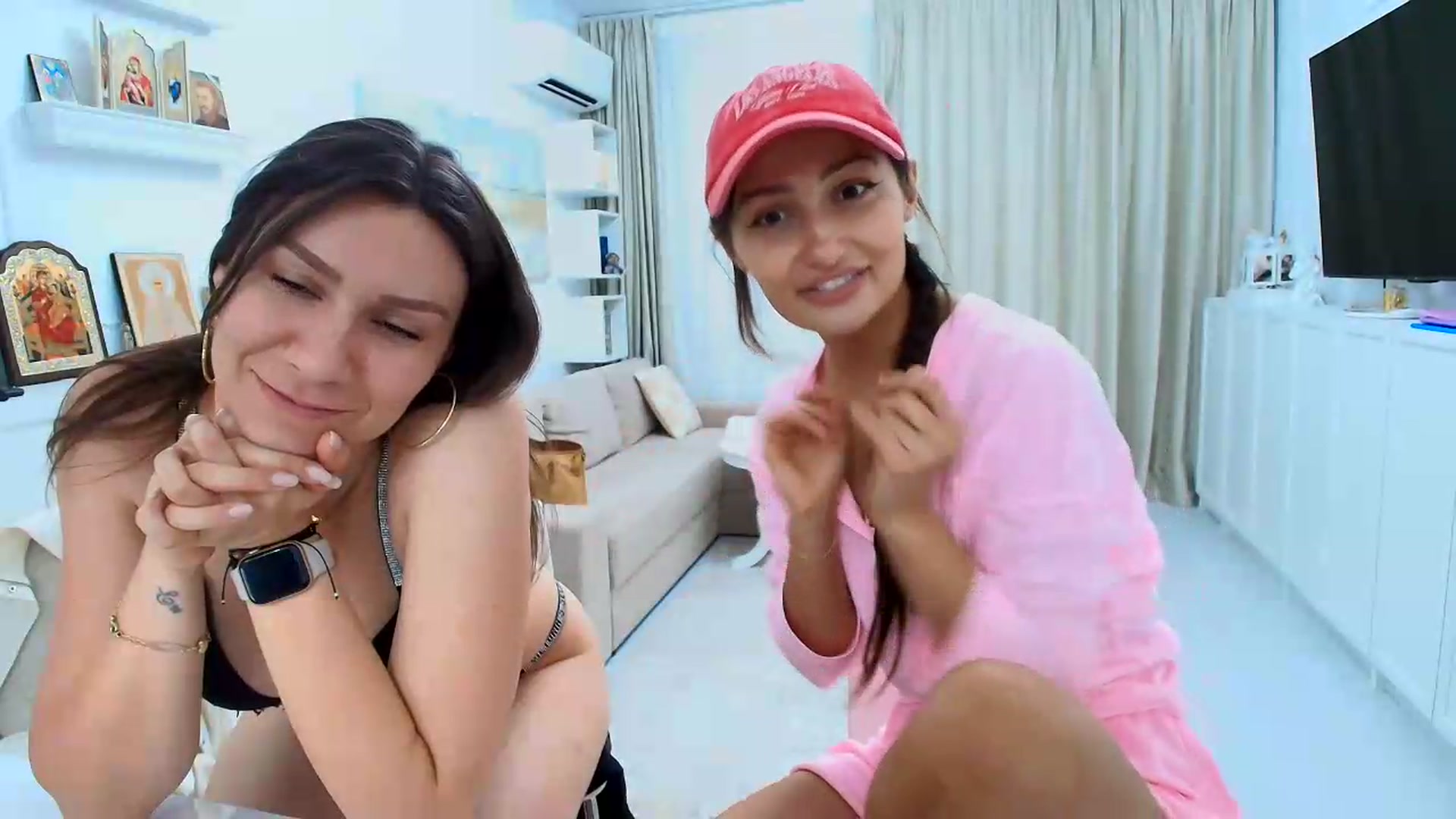 Gallery image thumbnail from Wennndyk's myfreecams stream on, 08/23/2026, 16:05 image 8 of 20