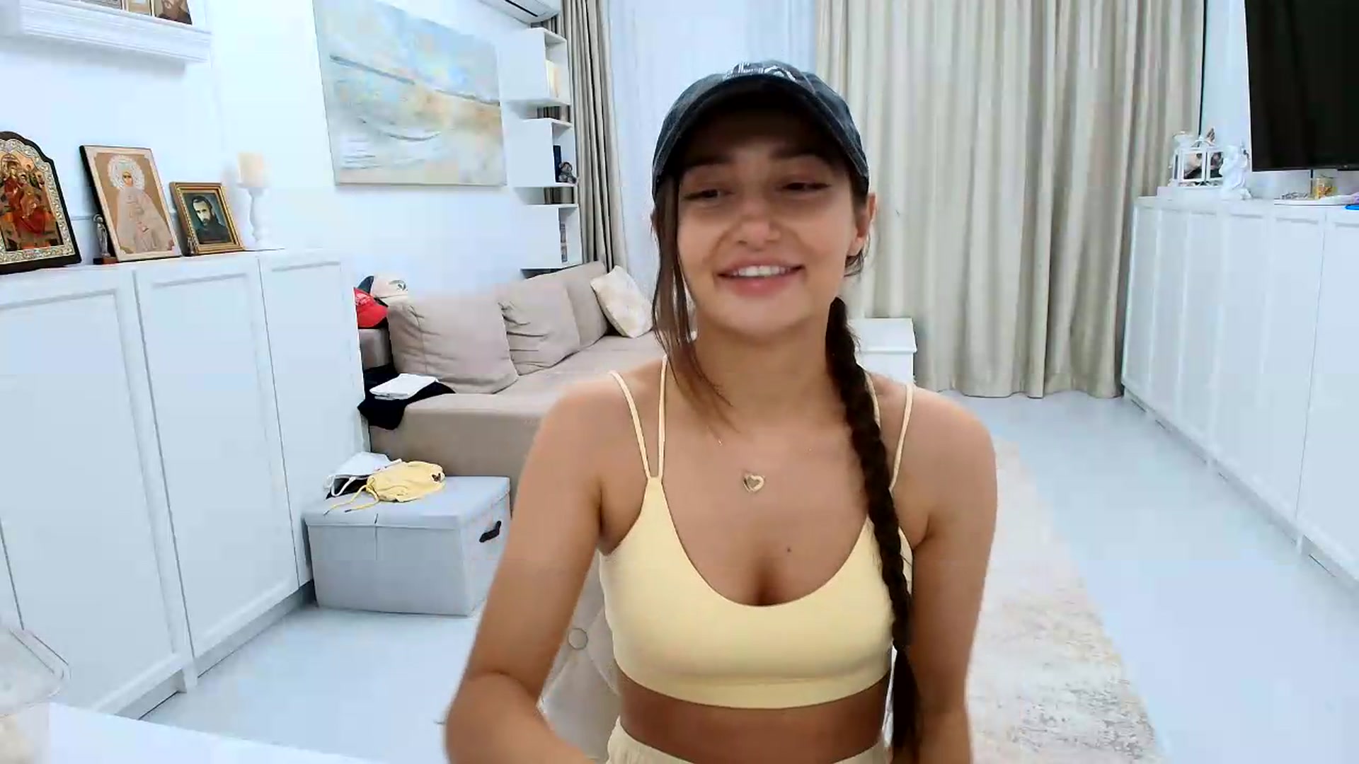 Gallery image thumbnail from Wennndyk's myfreecams stream on, 08/24/2026, 23:14 image 9 of 20