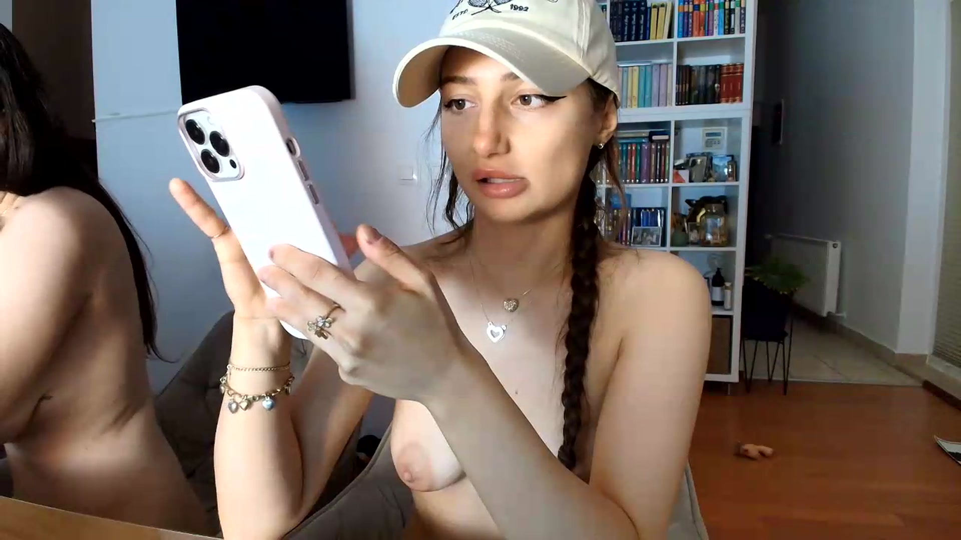 Gallery image thumbnail from Wennndyk's myfreecams stream on, 08/26/2026, 02:17 image 2 of 20