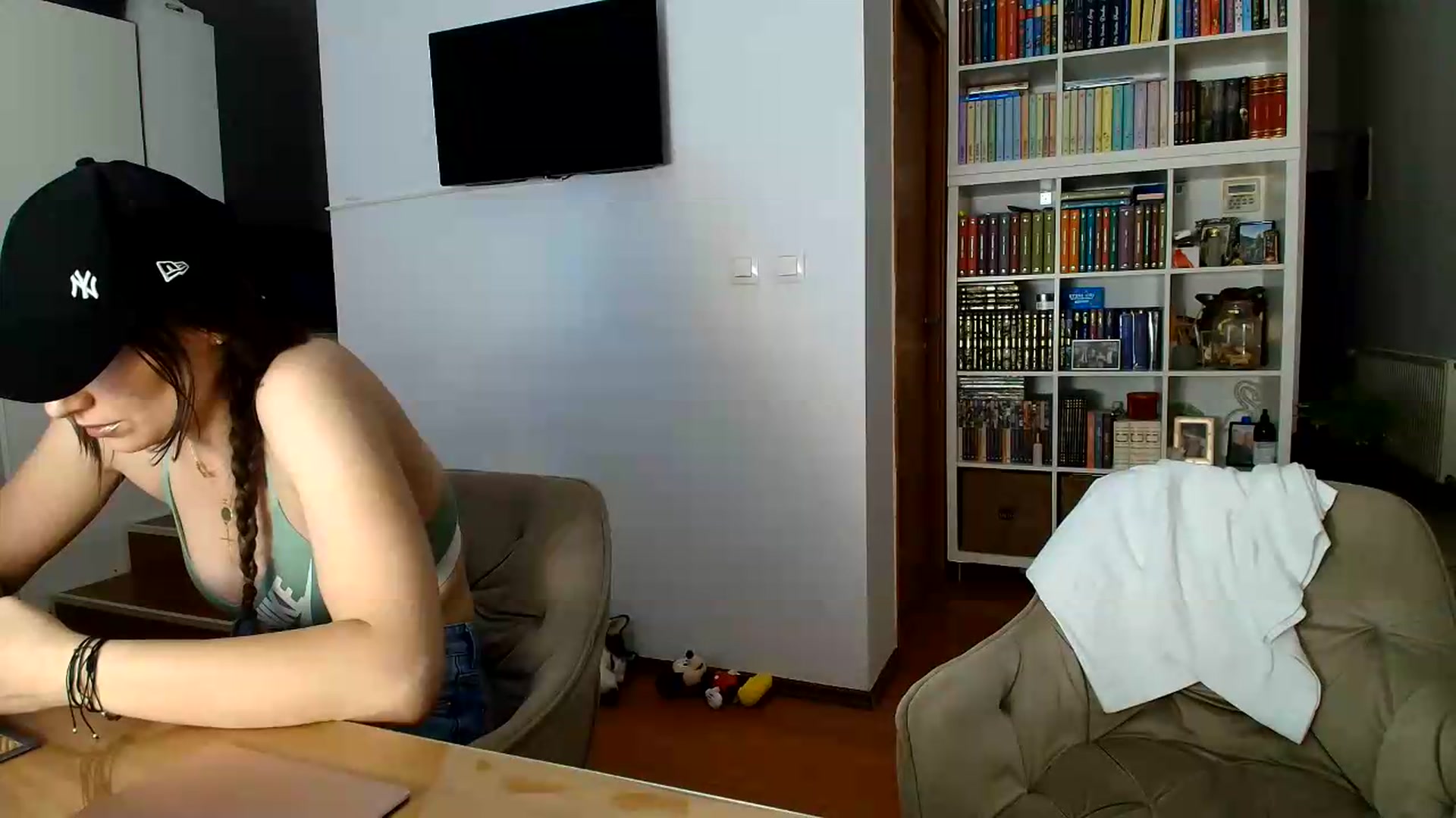 Gallery image thumbnail from Wennndyk's myfreecams stream on, 08/29/2026, 22:31 image 12 of 20