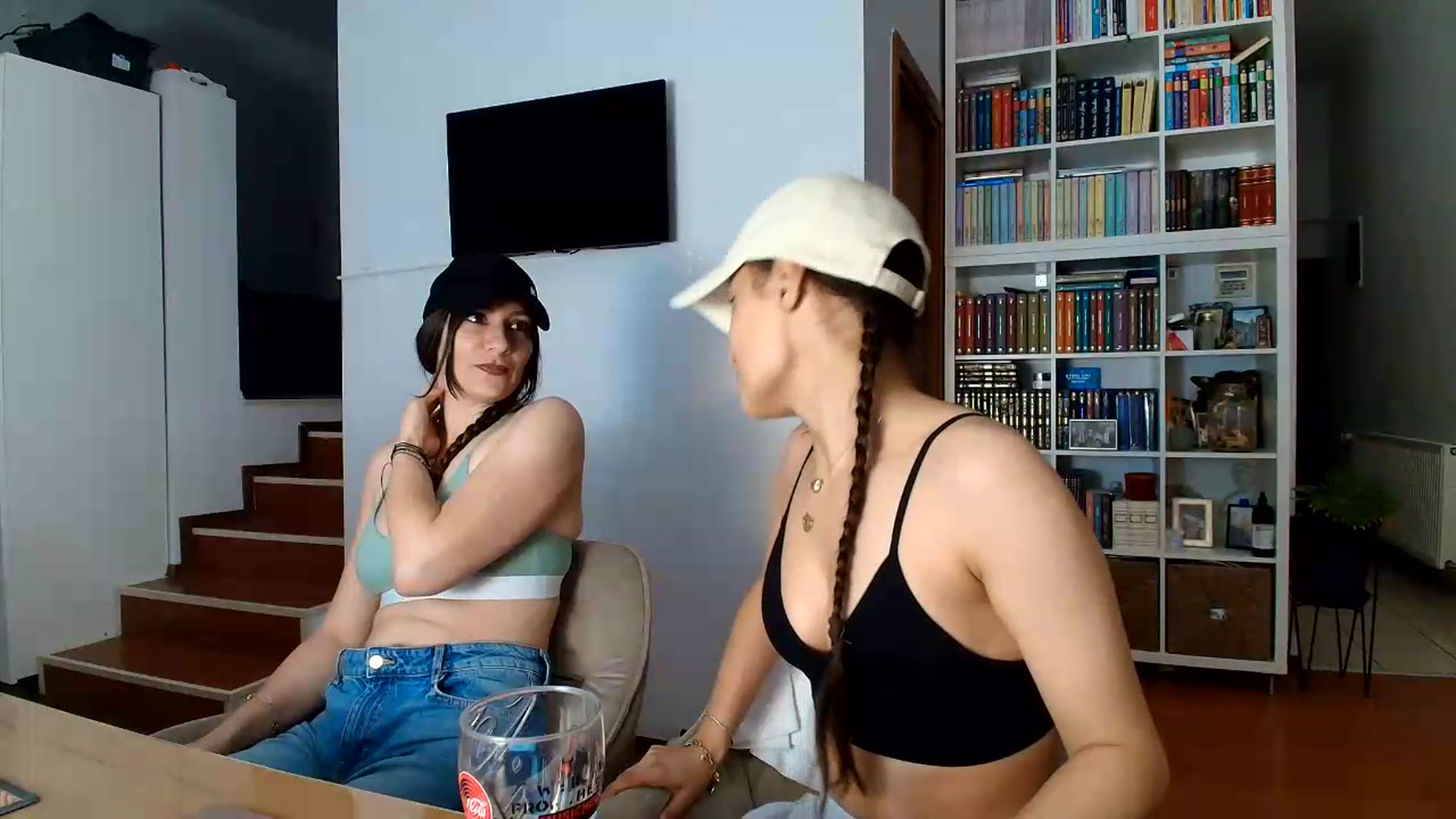Gallery image thumbnail from Wennndyk's myfreecams stream on, 08/29/2026, 22:31 image 11 of 20