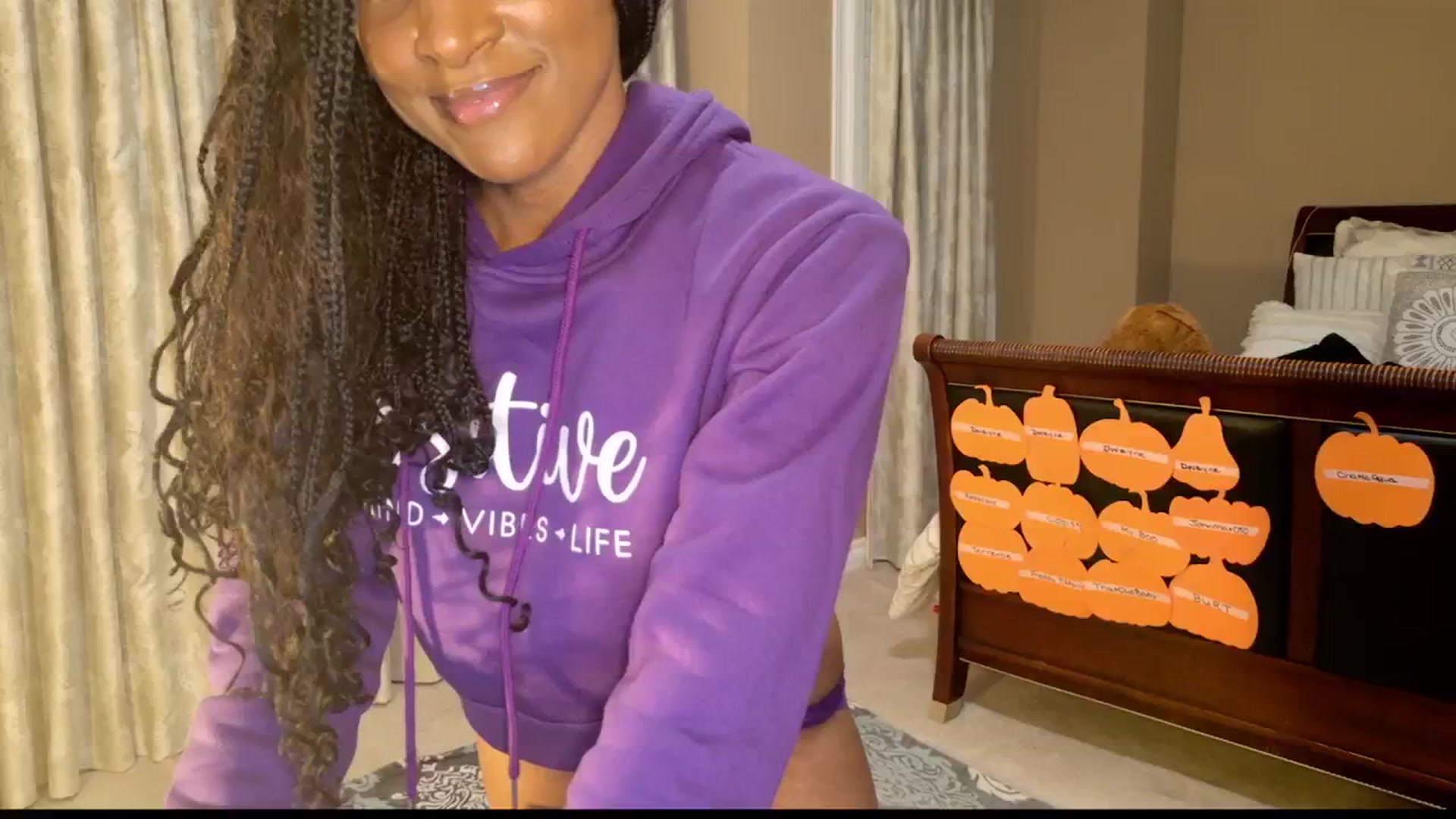 Gallery image thumbnail from WetCamversary's myfreecams stream on, 10/10/2024, 01:34 image 12 of 20
