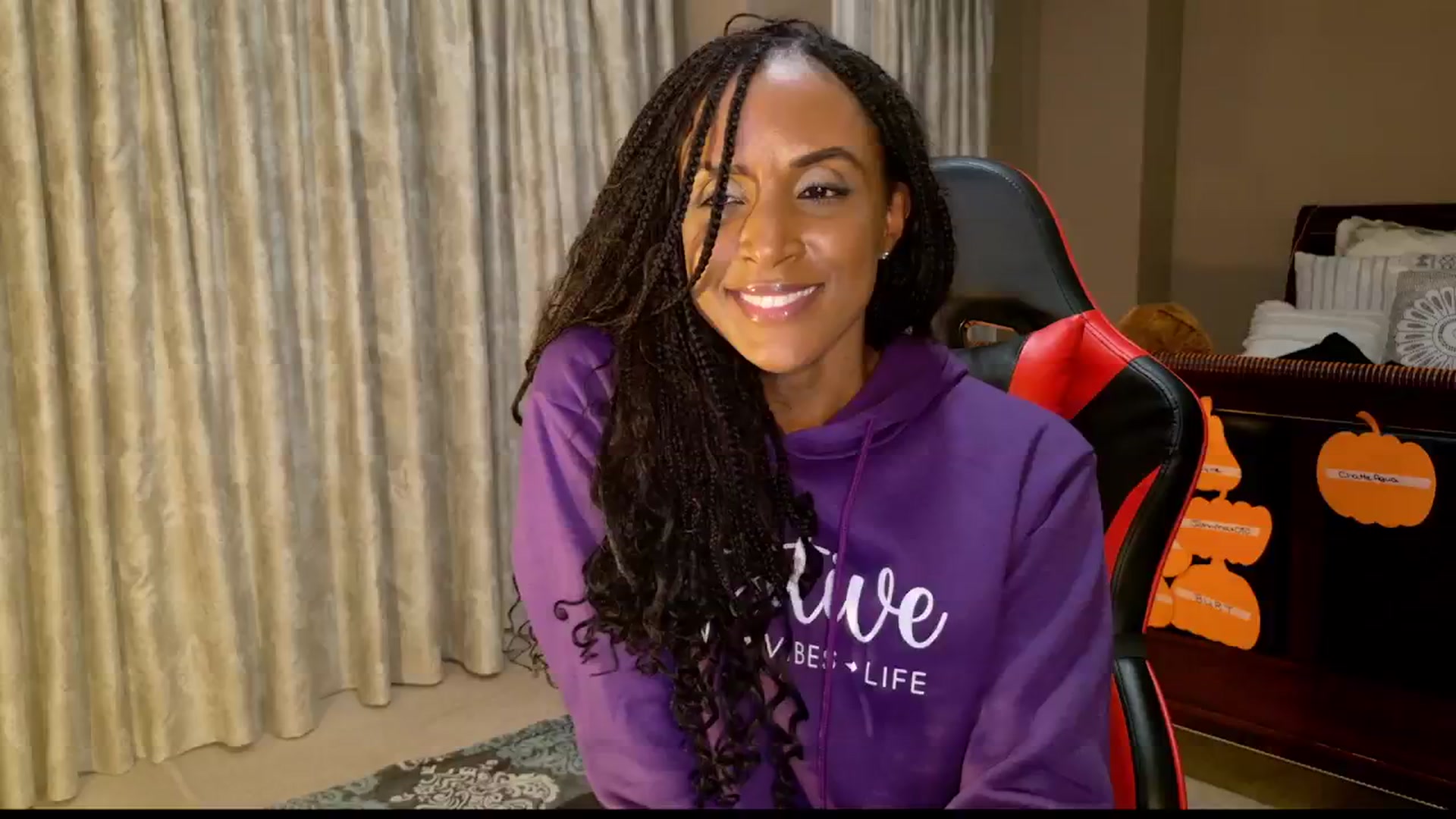 Gallery image thumbnail from WetCamversary's myfreecams stream on, 10/10/2024, 01:34 image 9 of 20