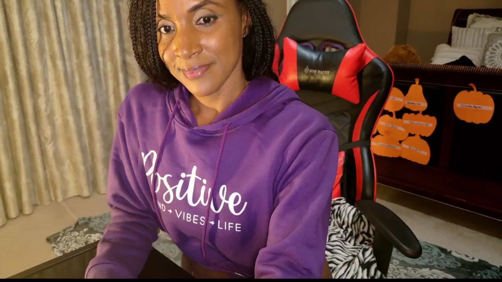 Gallery image thumbnail from WetCamversary's myfreecams stream on, 10/10/2024, 01:34 image 18 of 20
