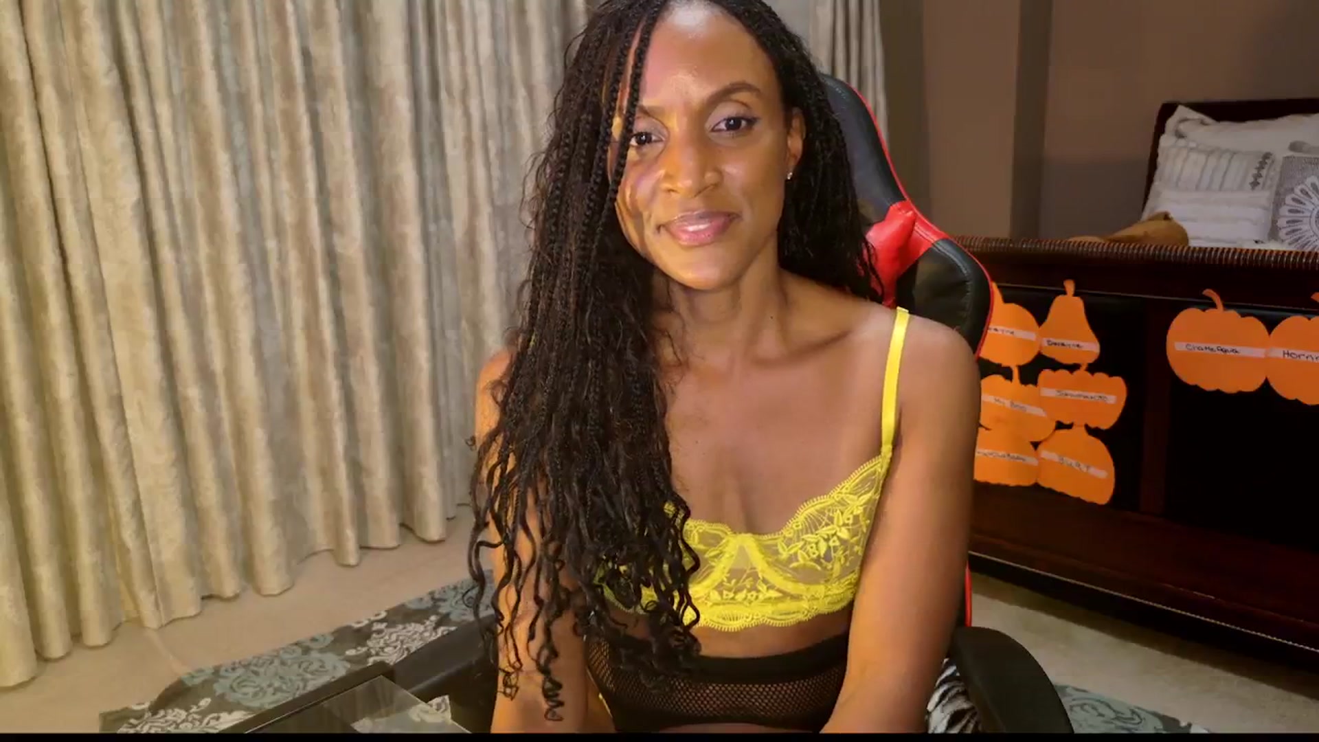 Gallery image thumbnail from WetCamversary's myfreecams stream on, 10/14/2024, 03:11 image 16 of 20