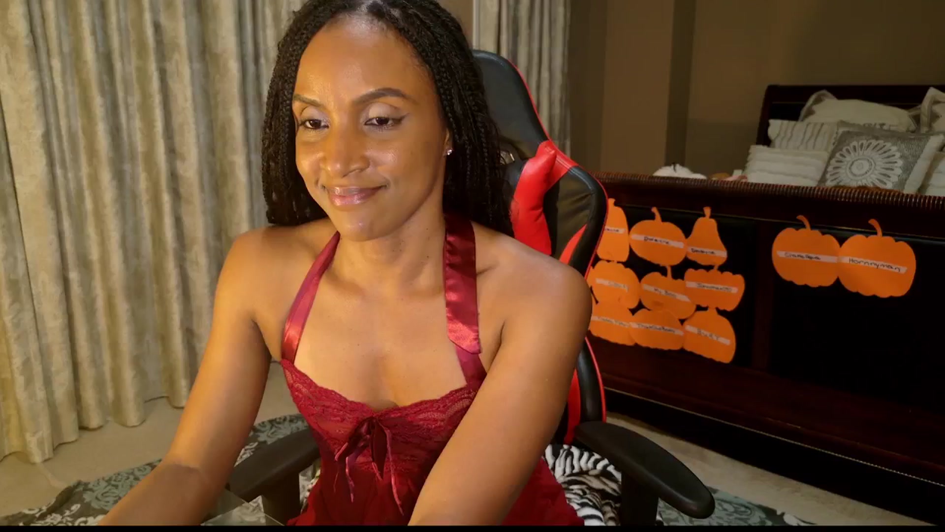 Gallery image thumbnail from WetCamversary's myfreecams stream on, 10/17/2024, 03:00 image 8 of 20