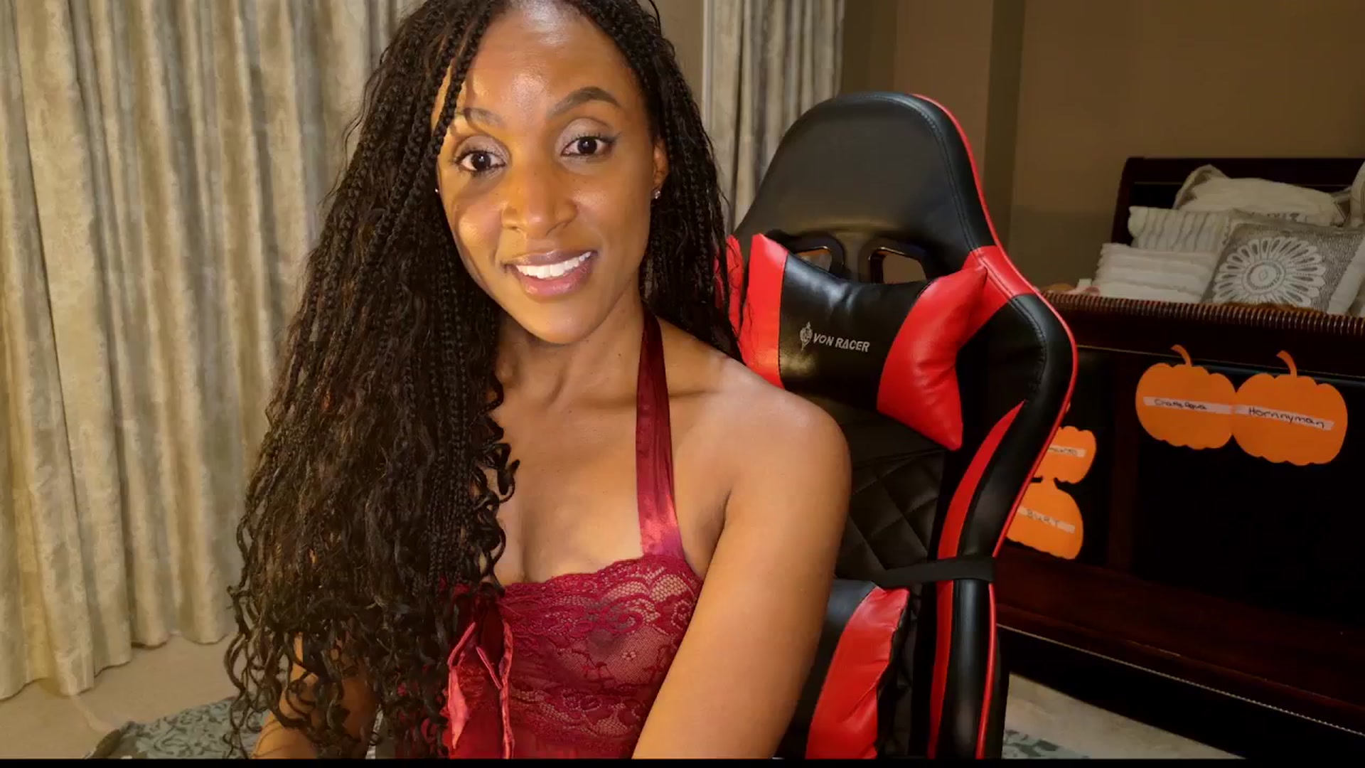 Gallery image thumbnail from WetCamversary's myfreecams stream on, 10/17/2024, 03:00 image 16 of 20