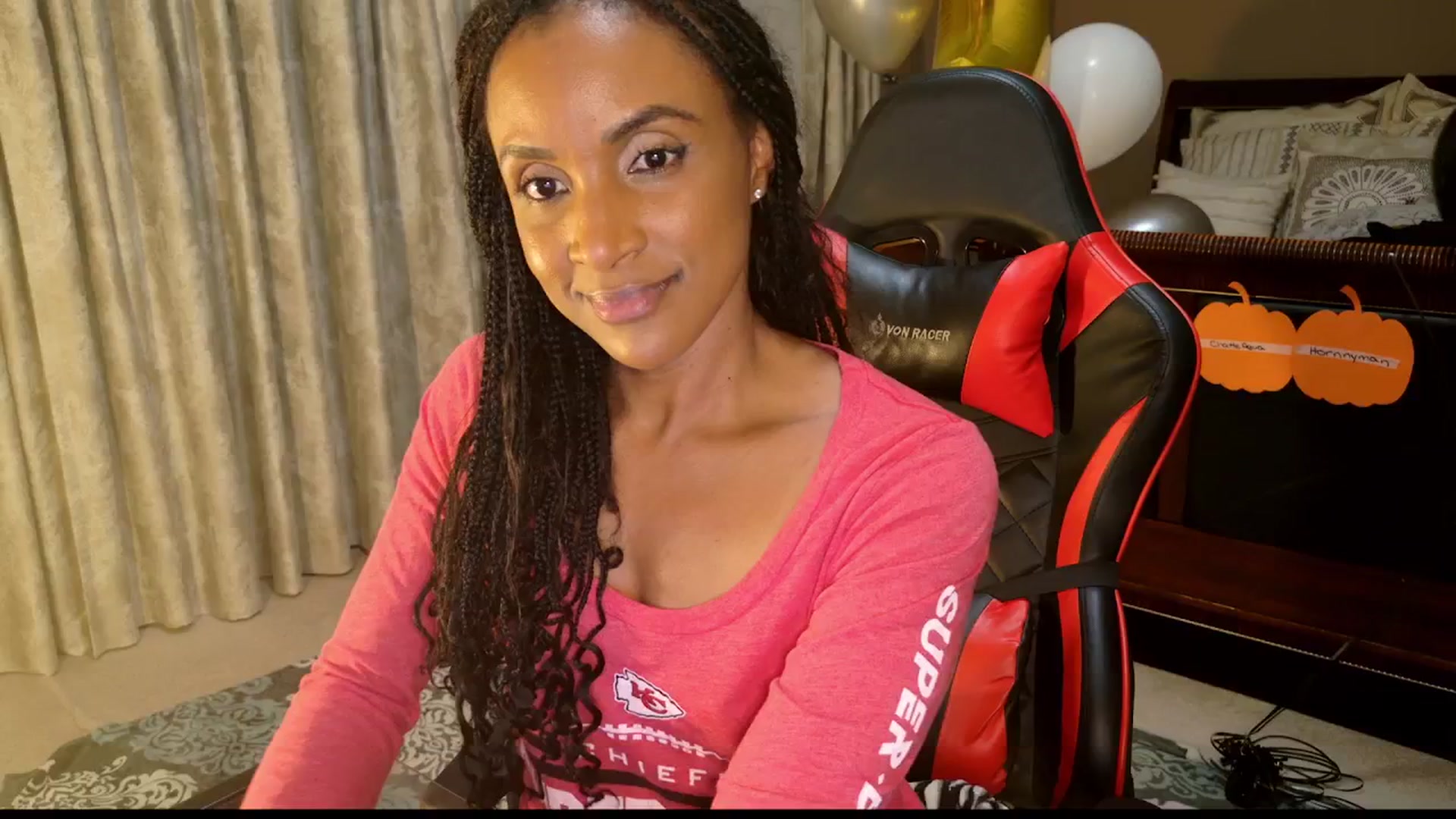 Gallery image thumbnail from WetCamversary's myfreecams stream on, 10/21/2024, 03:23 image 19 of 20