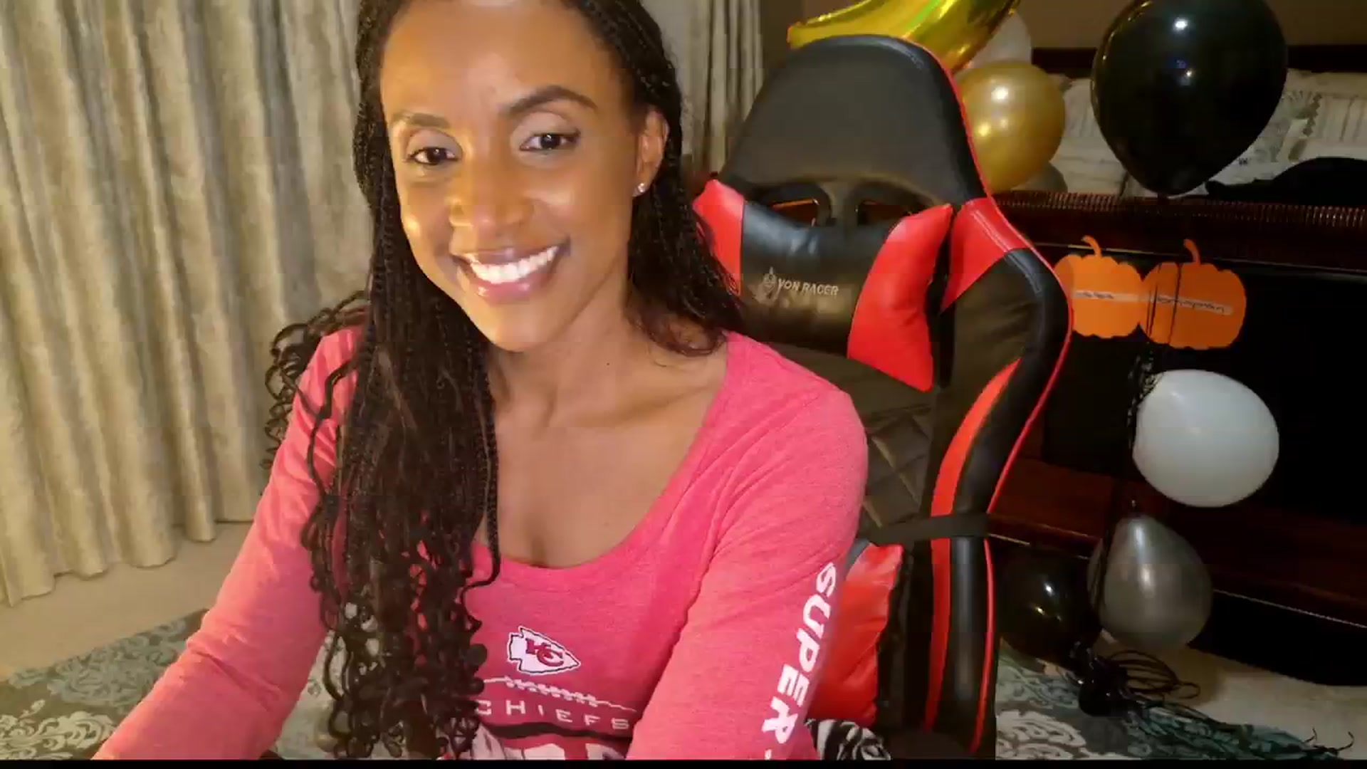 Gallery image thumbnail from WetCamversary's myfreecams stream on, 10/21/2024, 03:23 image 15 of 20