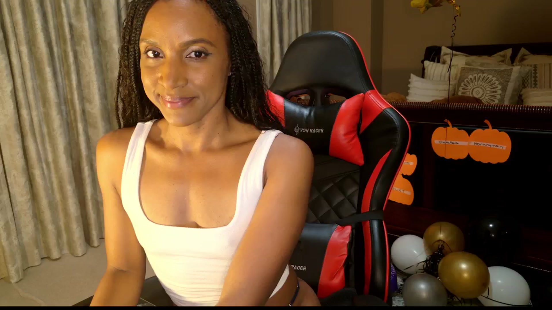 Gallery image thumbnail from WetCamversary's myfreecams stream on, 10/25/2024, 14:04 image 11 of 20