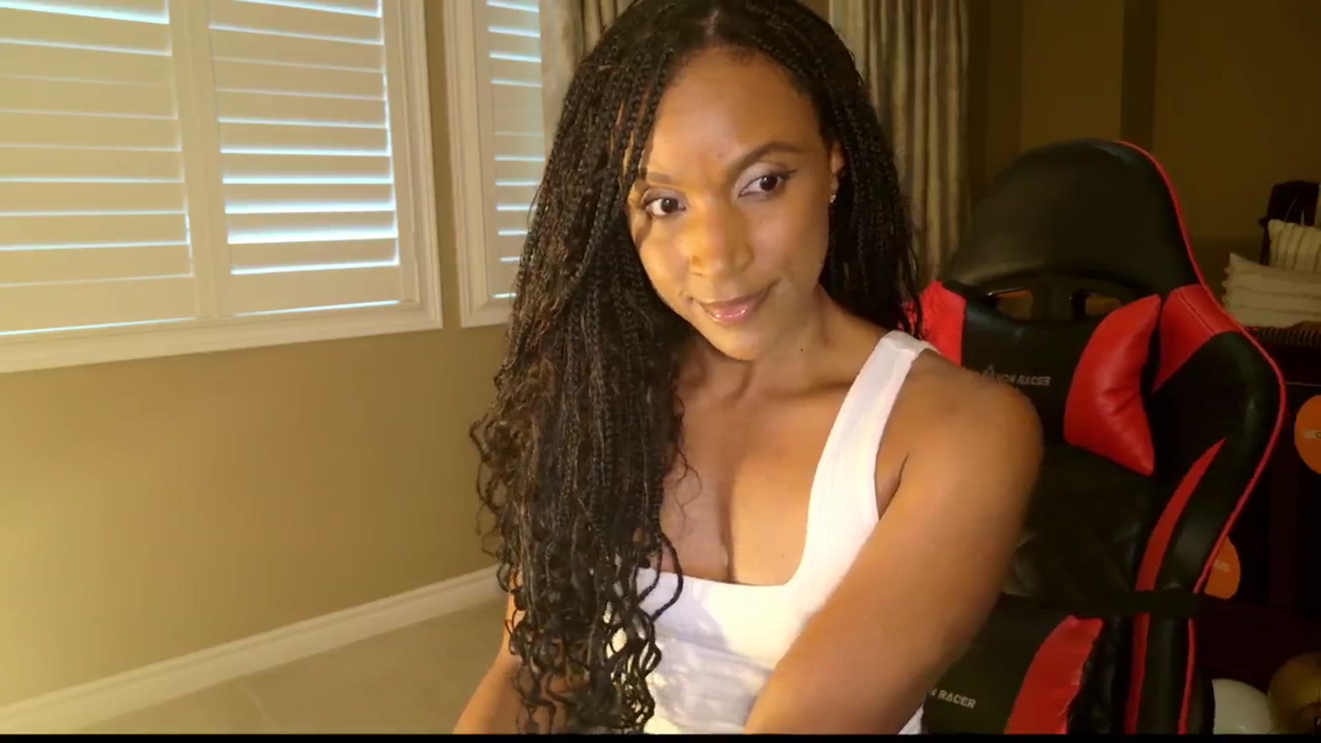 Gallery image thumbnail from WetCamversary's myfreecams stream on, 10/25/2024, 15:09 image 16 of 20