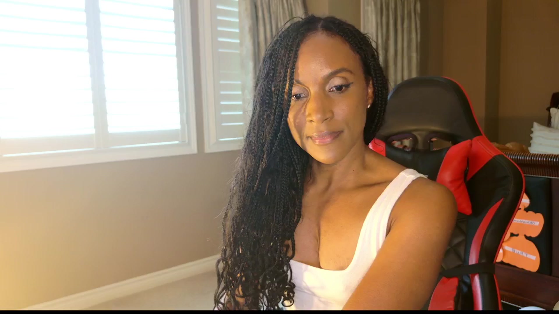 Gallery image thumbnail from WetCamversary's myfreecams stream on, 10/25/2024, 15:09 image 8 of 20
