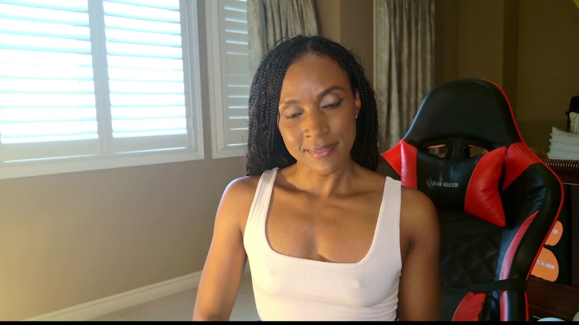 Gallery image thumbnail from WetCamversary's myfreecams stream on, 10/25/2024, 15:09 image 7 of 20