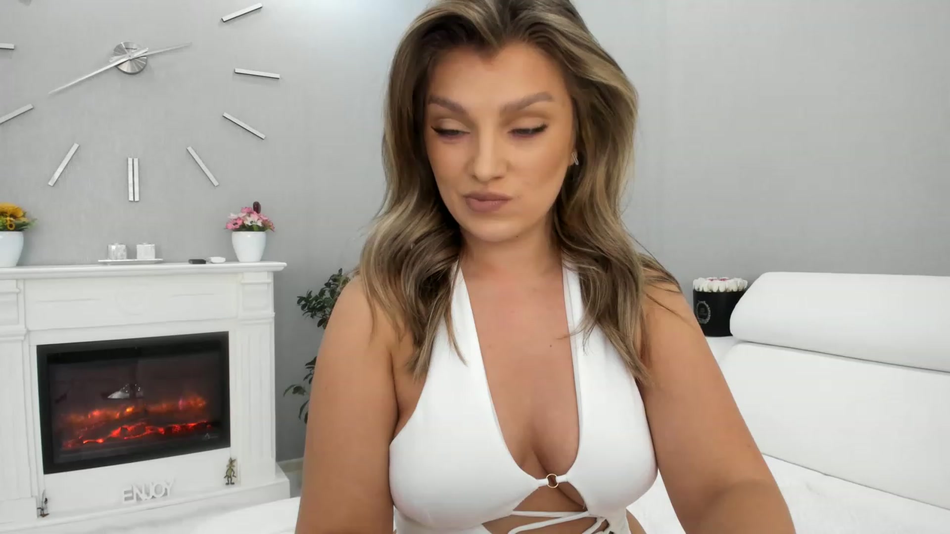 Gallery image thumbnail from WetSelf's myfreecams stream on, 01/18/2023, 12:57 image 12 of 20
