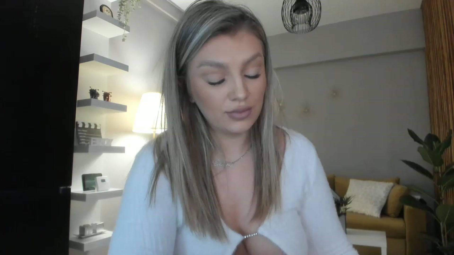 Gallery image thumbnail from WetSelf's myfreecams stream on, 03/01/2023, 14:16 image 13 of 20