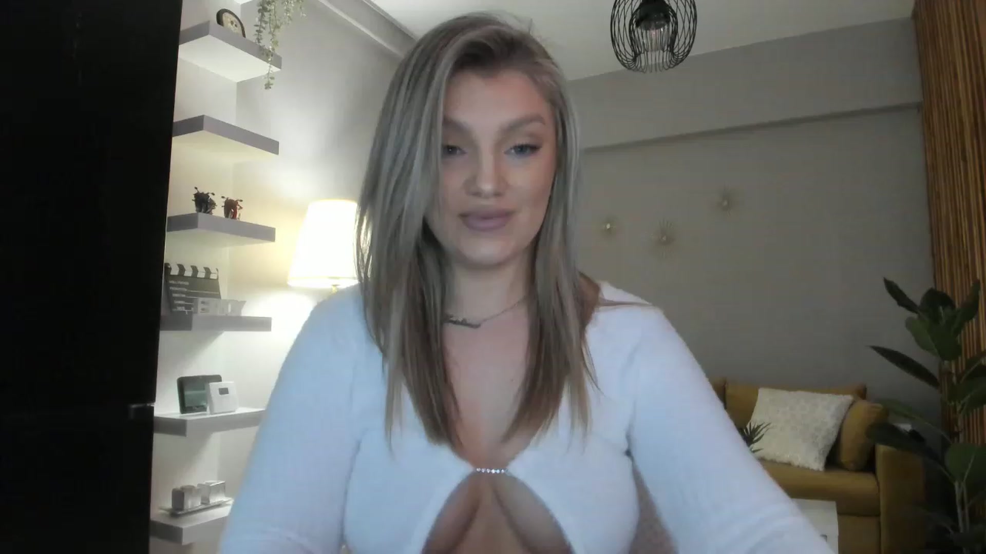 Gallery image thumbnail from WetSelf's myfreecams stream on, 03/01/2023, 14:16 image 12 of 20
