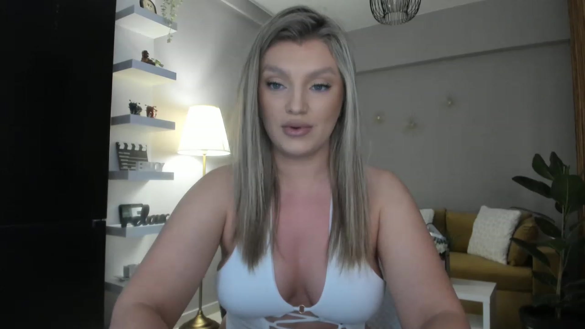 Gallery image thumbnail from WetSelf's myfreecams stream on, 03/03/2023, 11:06 image 17 of 20