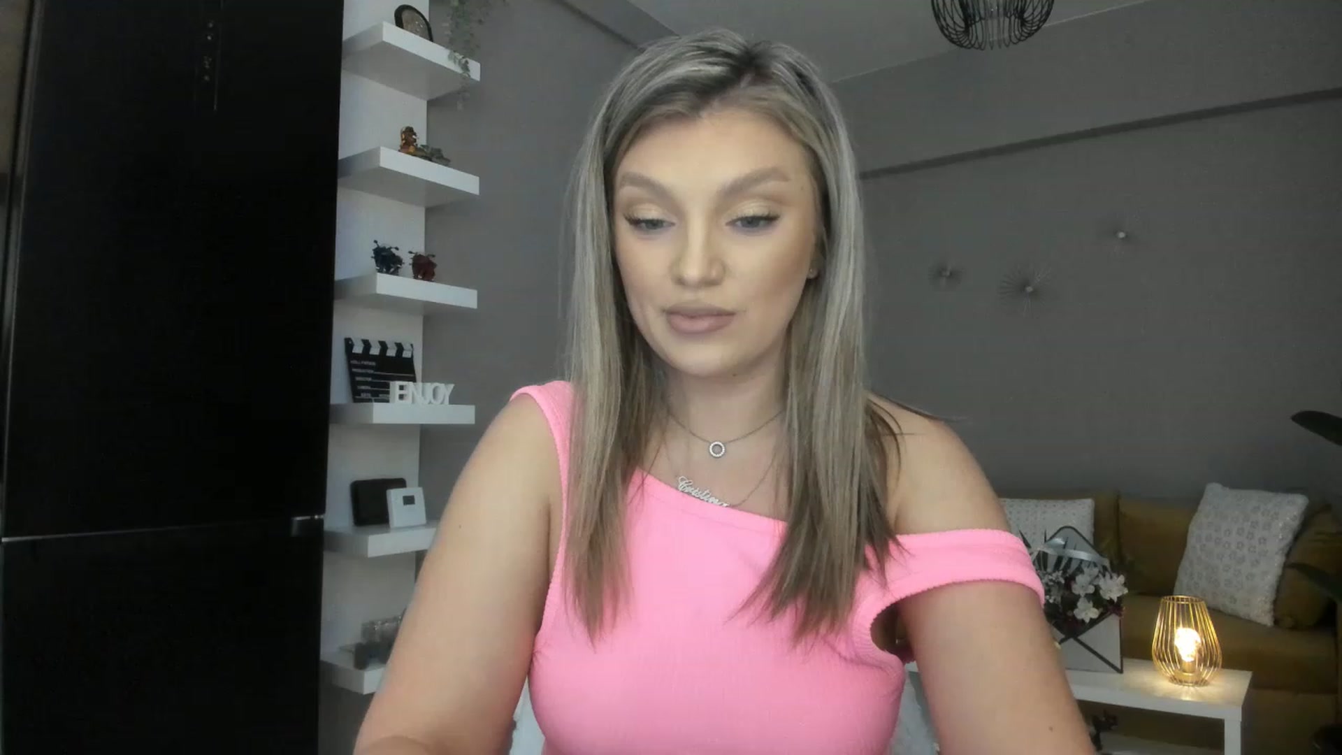 Gallery image thumbnail from WetSelf's myfreecams stream on, 03/06/2023, 13:07 image 12 of 20