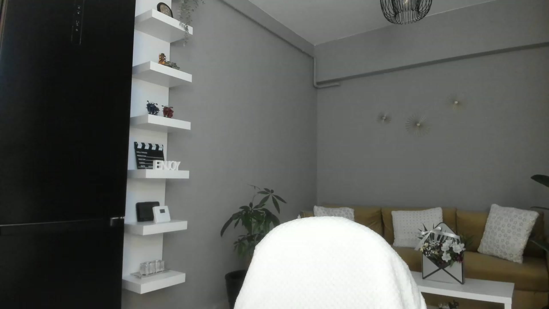 Gallery image thumbnail from WetSelf's myfreecams stream on, 03/09/2023, 14:38 image 15 of 20