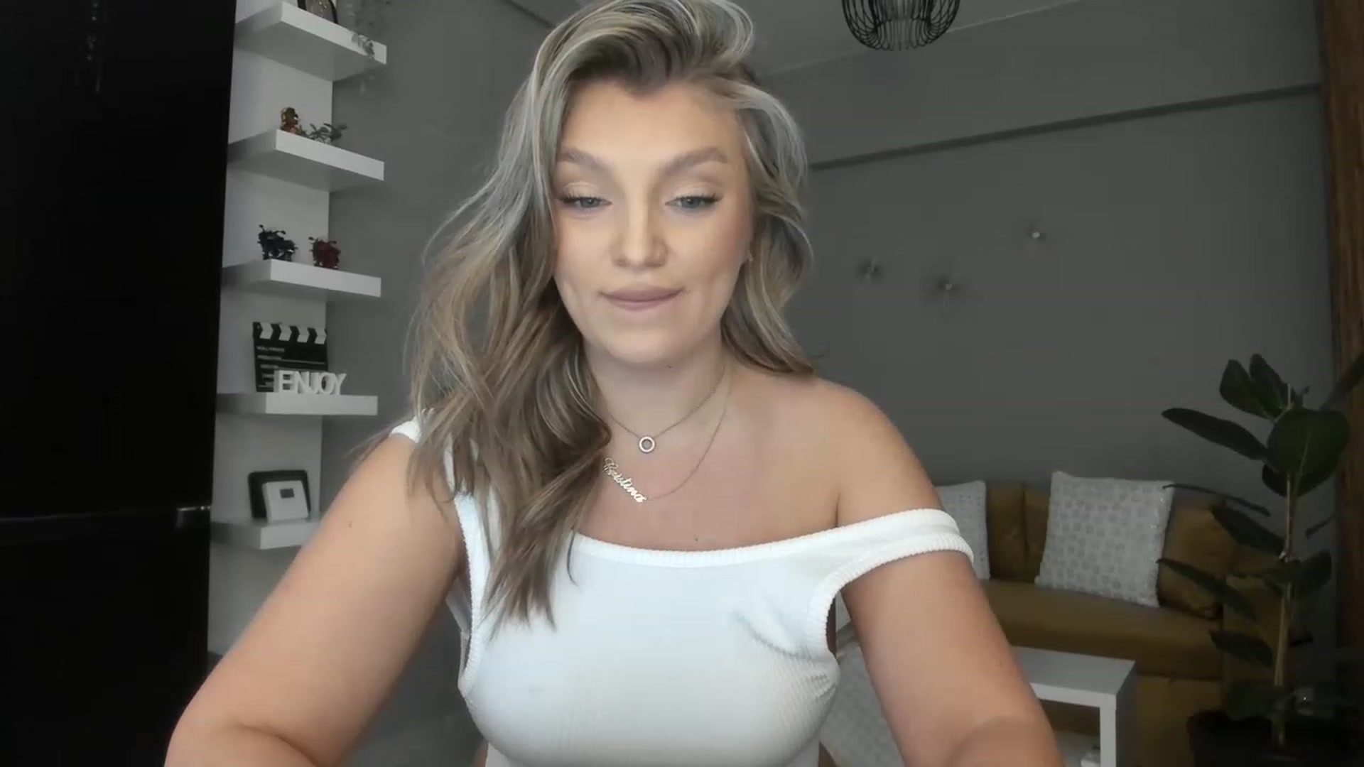 Gallery image thumbnail from WetSelf's myfreecams stream on, 03/14/2023, 12:59 image 19 of 20