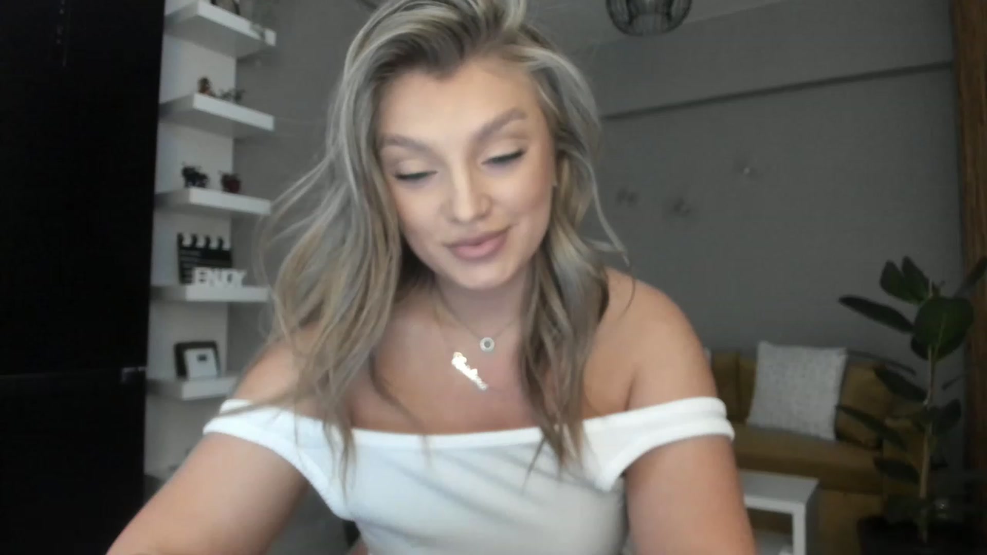 Gallery image thumbnail from WetSelf's myfreecams stream on, 03/14/2023, 12:59 image 13 of 20