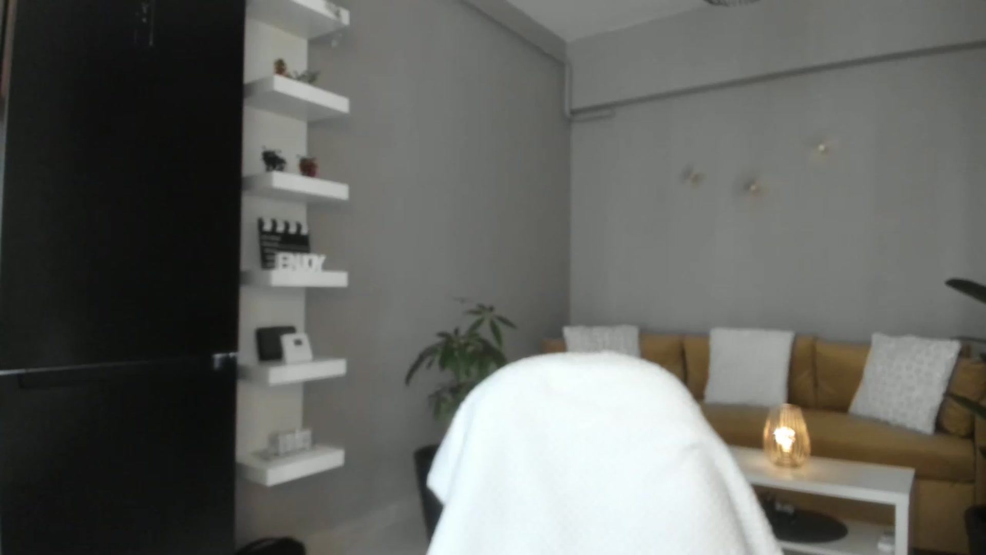 Gallery image thumbnail from WetSelf's myfreecams stream on, 03/15/2023, 09:15 image 11 of 20