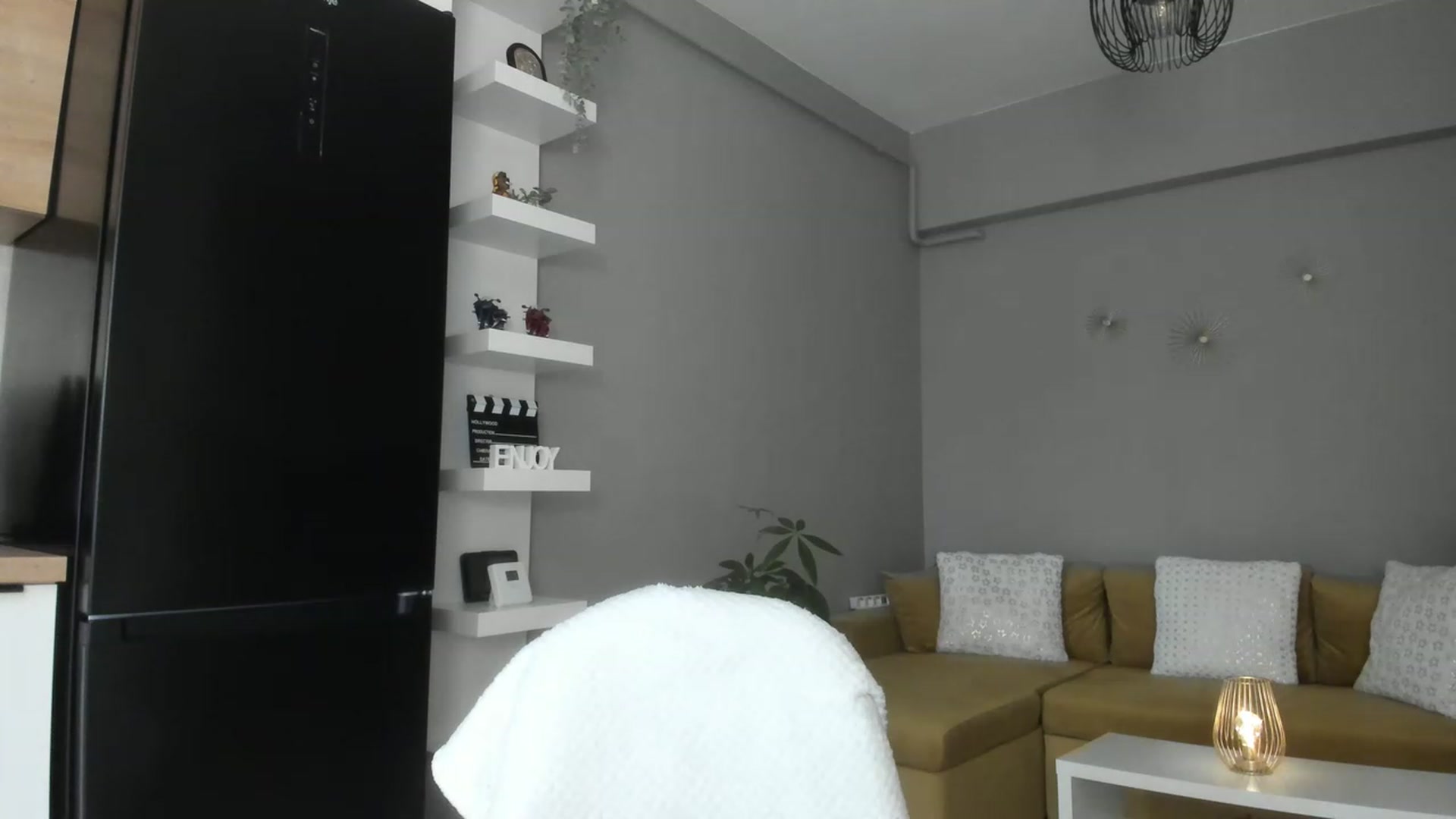 Gallery image thumbnail from WetSelf's myfreecams stream on, 03/16/2023, 13:30 image 20 of 20