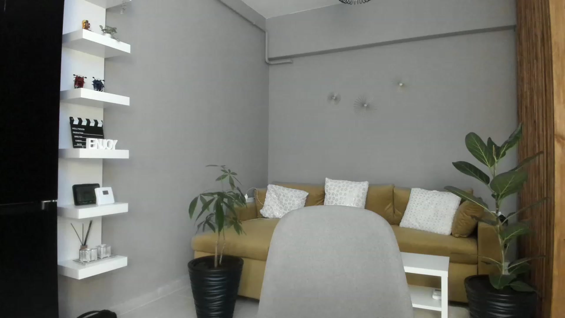 Gallery image thumbnail from WetSelf's myfreecams stream on, 03/24/2023, 16:18 image 3 of 20