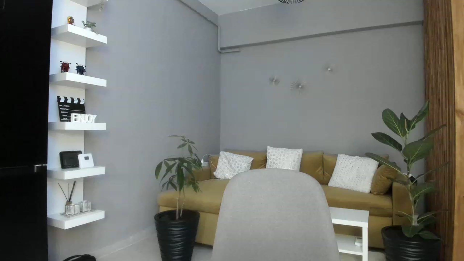 Gallery image thumbnail from WetSelf's myfreecams stream on, 03/24/2023, 16:18 image 4 of 20