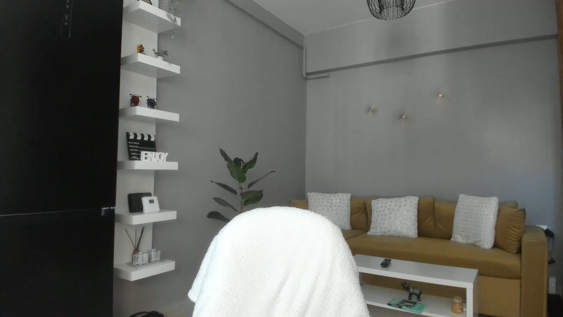 Gallery image thumbnail from WetSelf's myfreecams stream on, 03/30/2023, 10:53 image 19 of 20