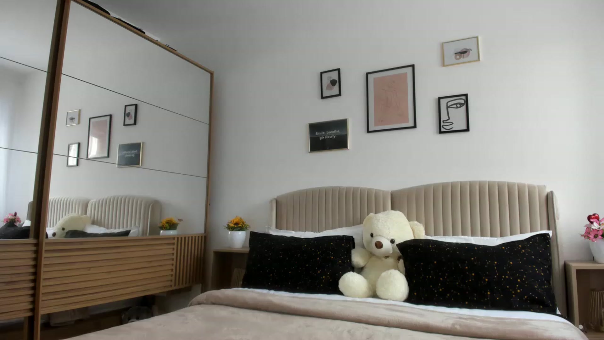 Gallery image thumbnail from WetSelf's myfreecams stream on, 04/06/2023, 08:59 image 15 of 20