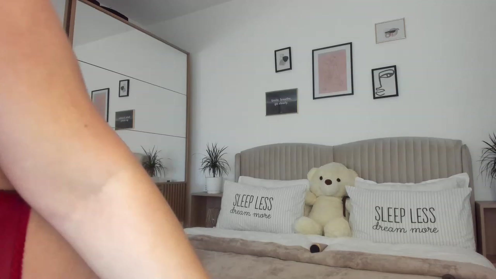 Gallery image thumbnail from WetSelf's myfreecams stream on, 04/25/2023, 19:32 image 20 of 20