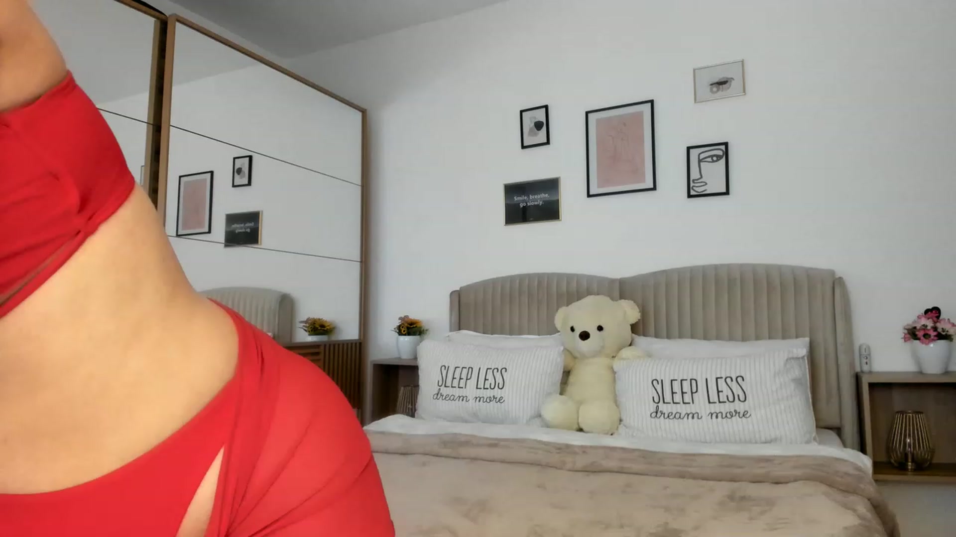 Gallery image thumbnail from WetSelf's myfreecams stream on, 06/17/2023, 20:06 image 2 of 20